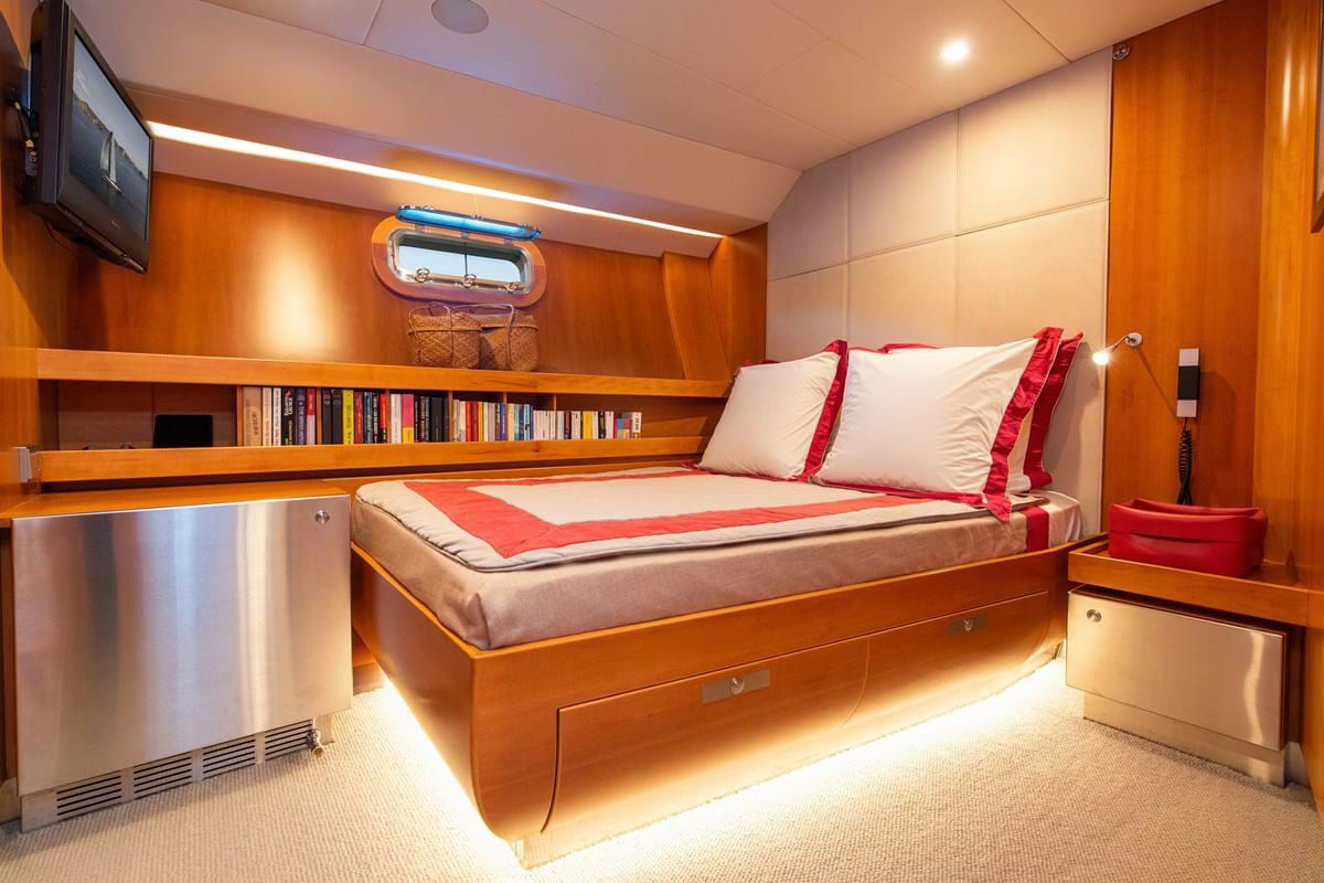 Interior - 8/15