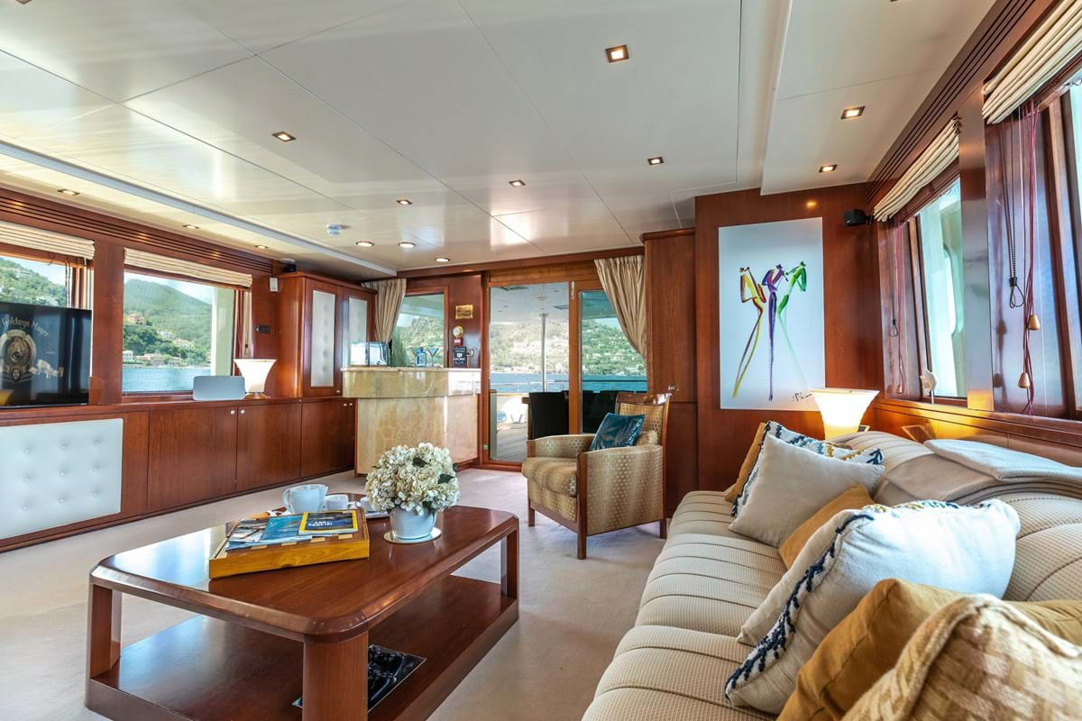 Interior - 2/18