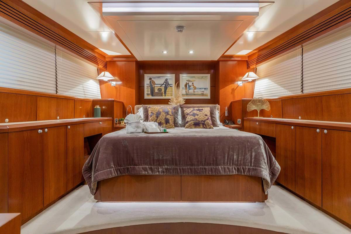 Interior - 11/18