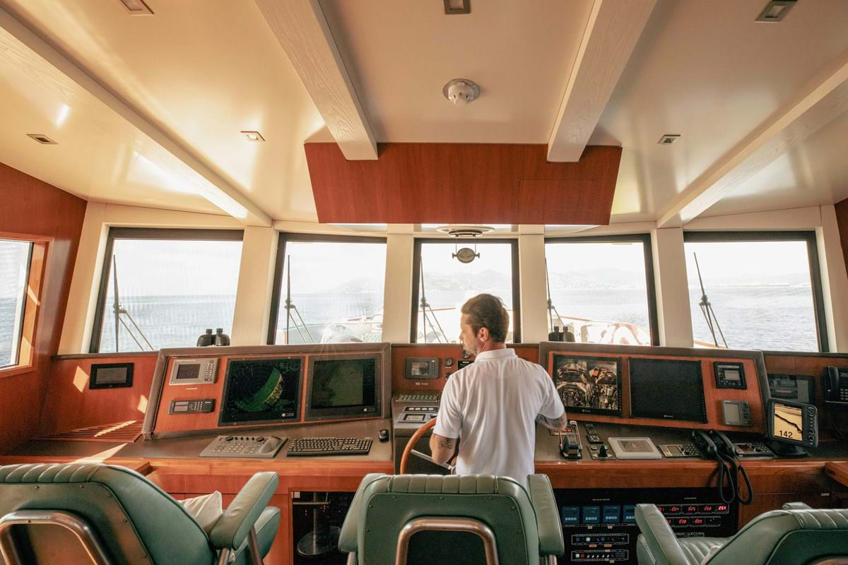 Interior - 17/18