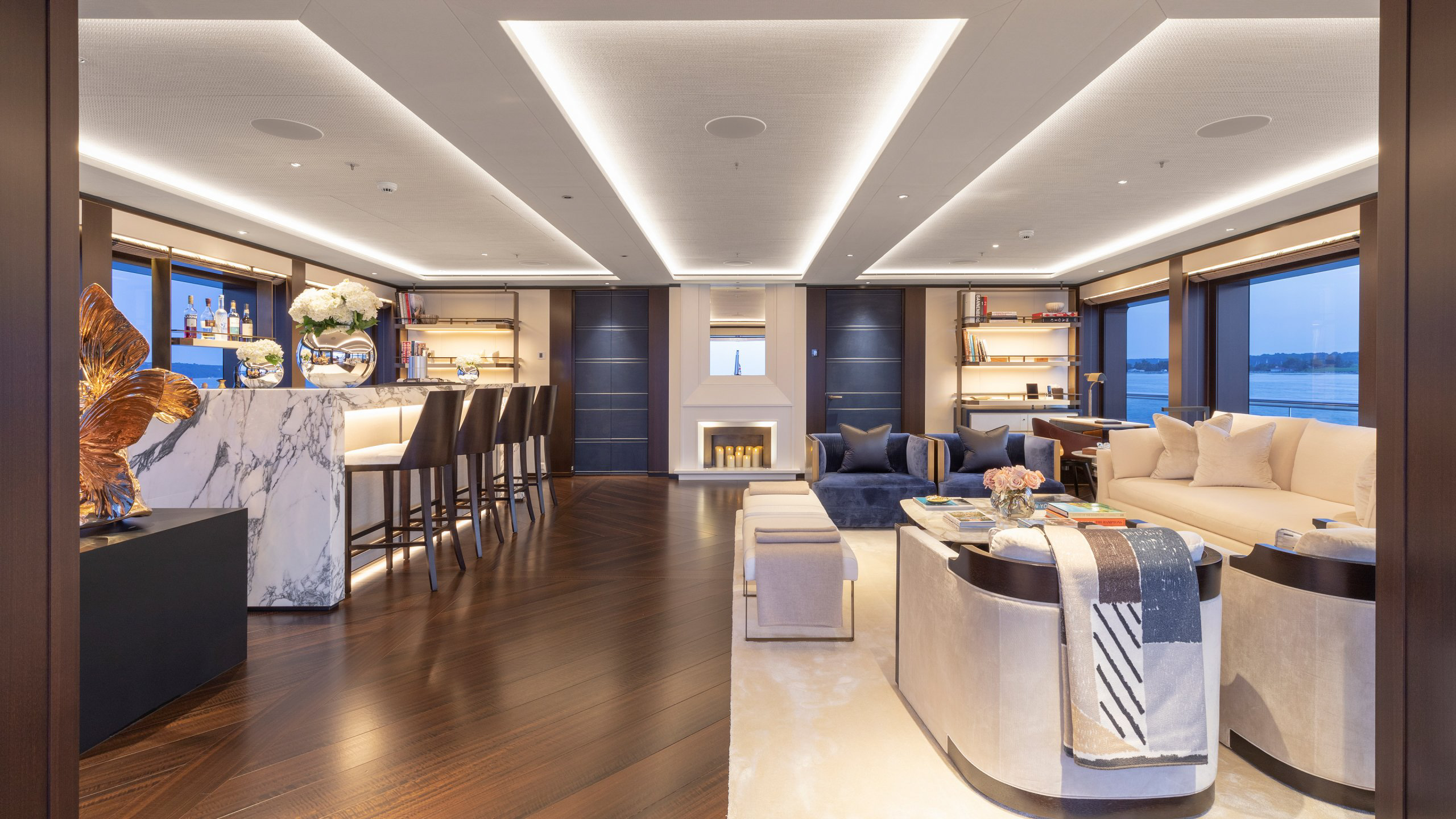 Interior - 2/41