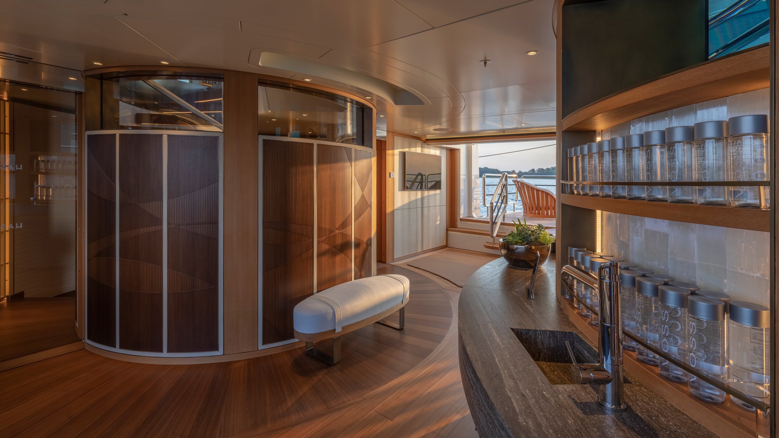 Interior - 17/41
