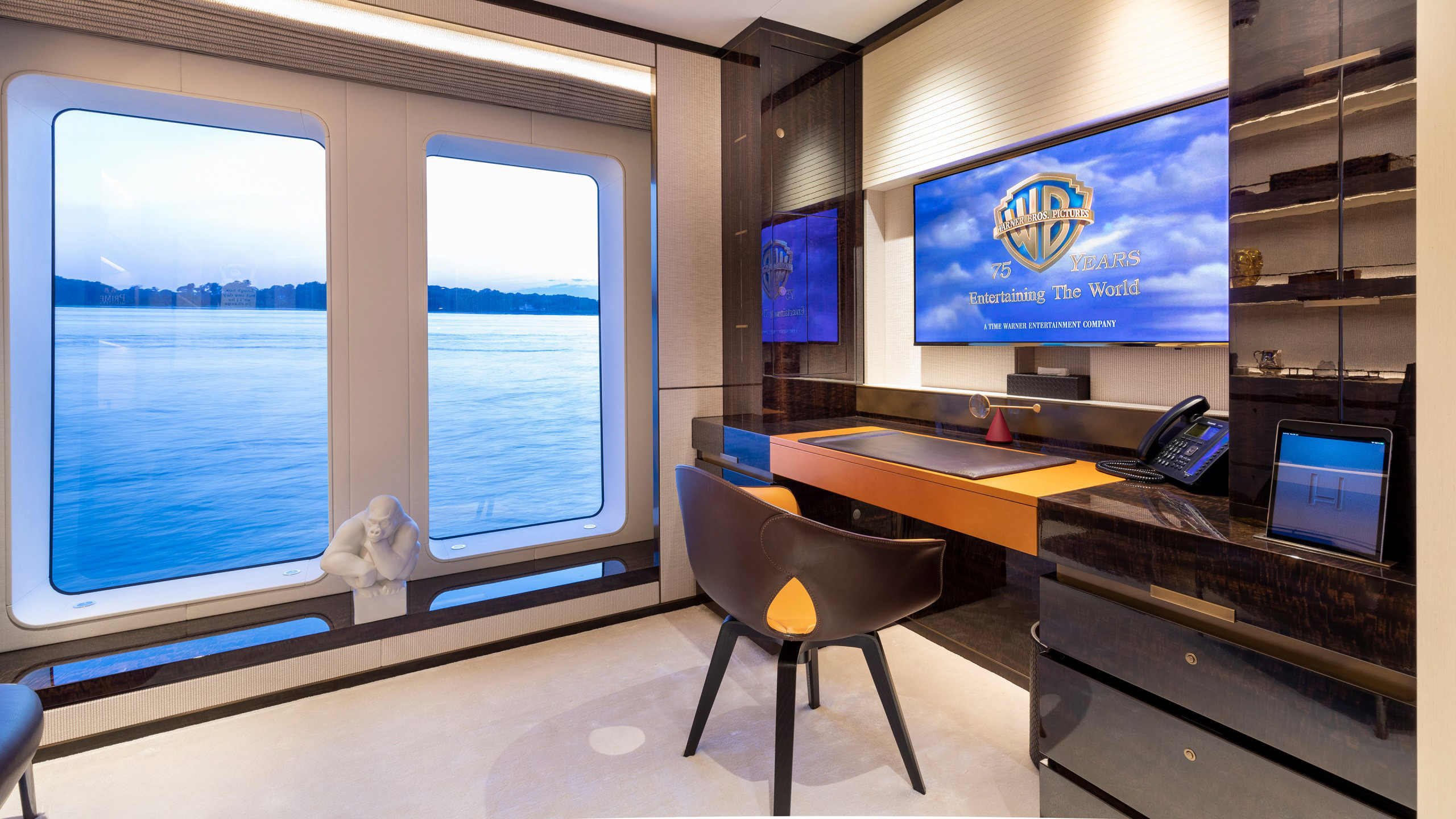 Interior - 28/41