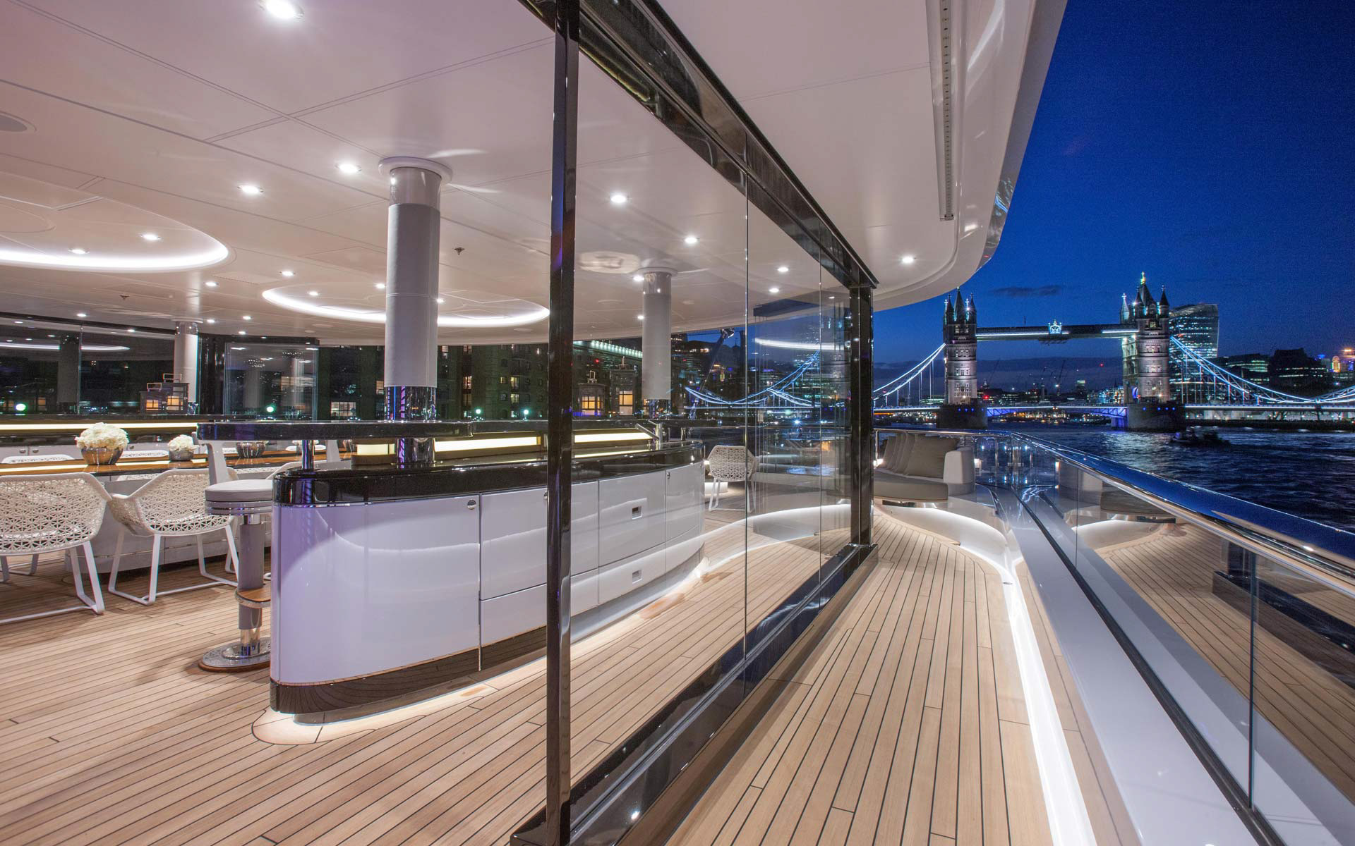 Exterior - 45/63