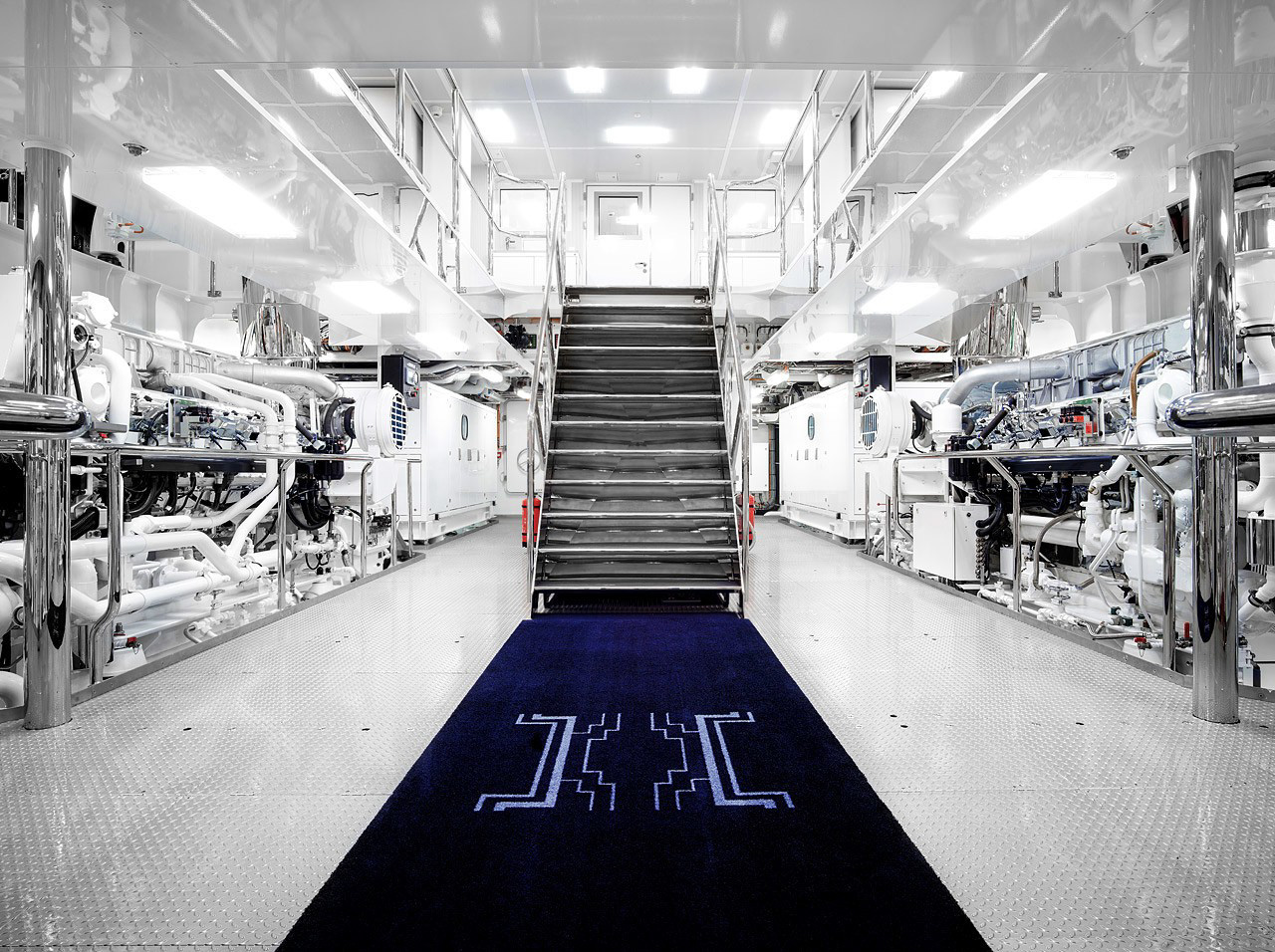 Interior - 62/63