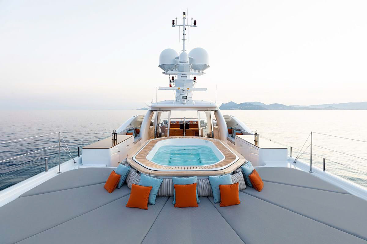 Exterior - 32/38