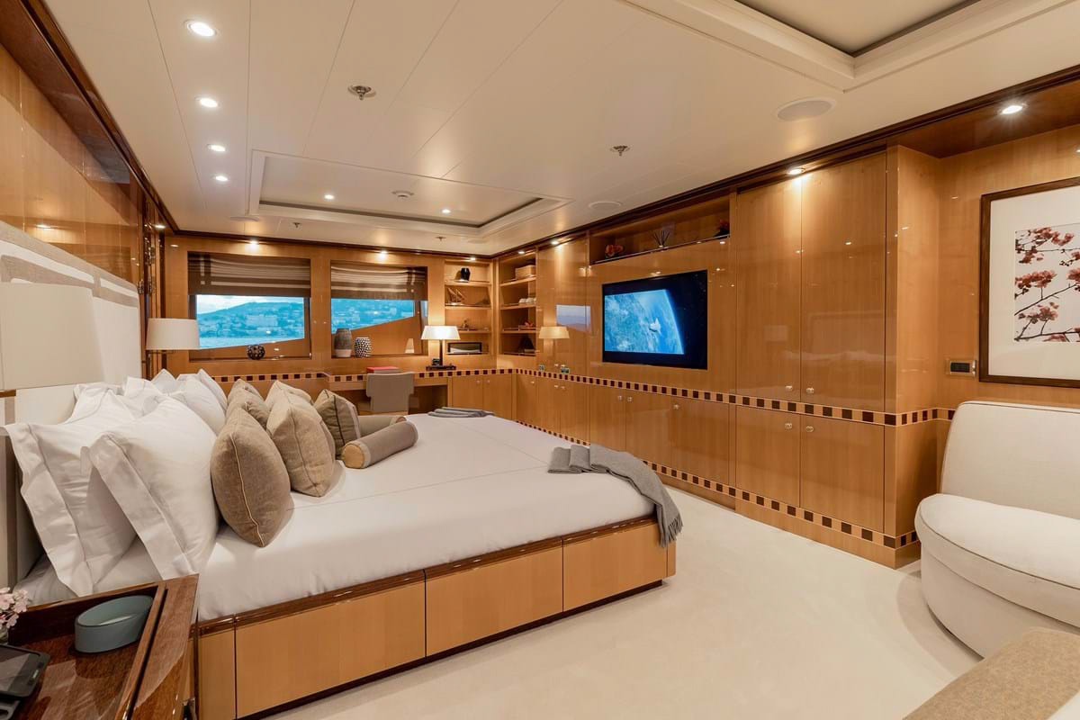 Interior - 15/26