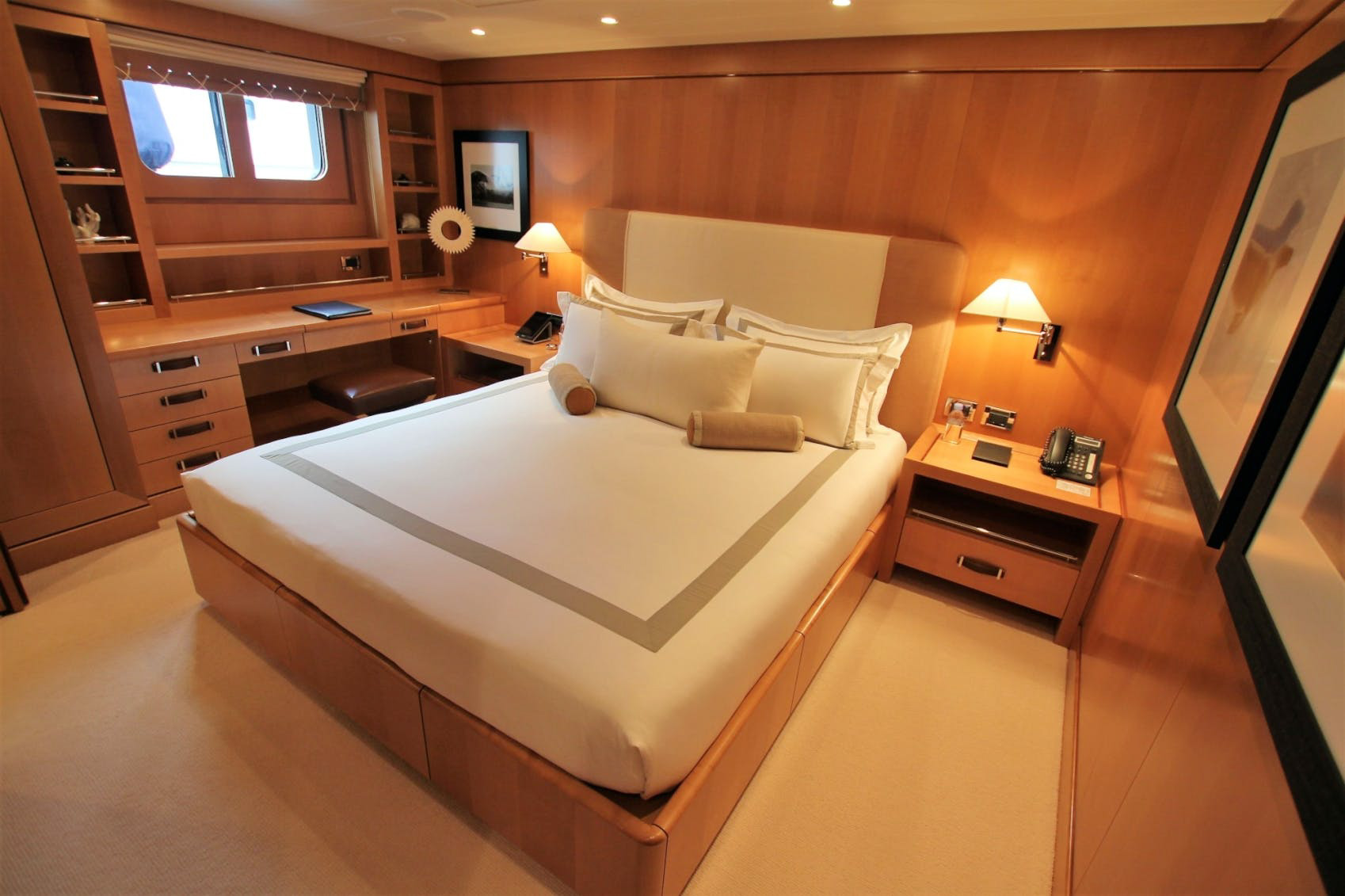 Interior - 16/26