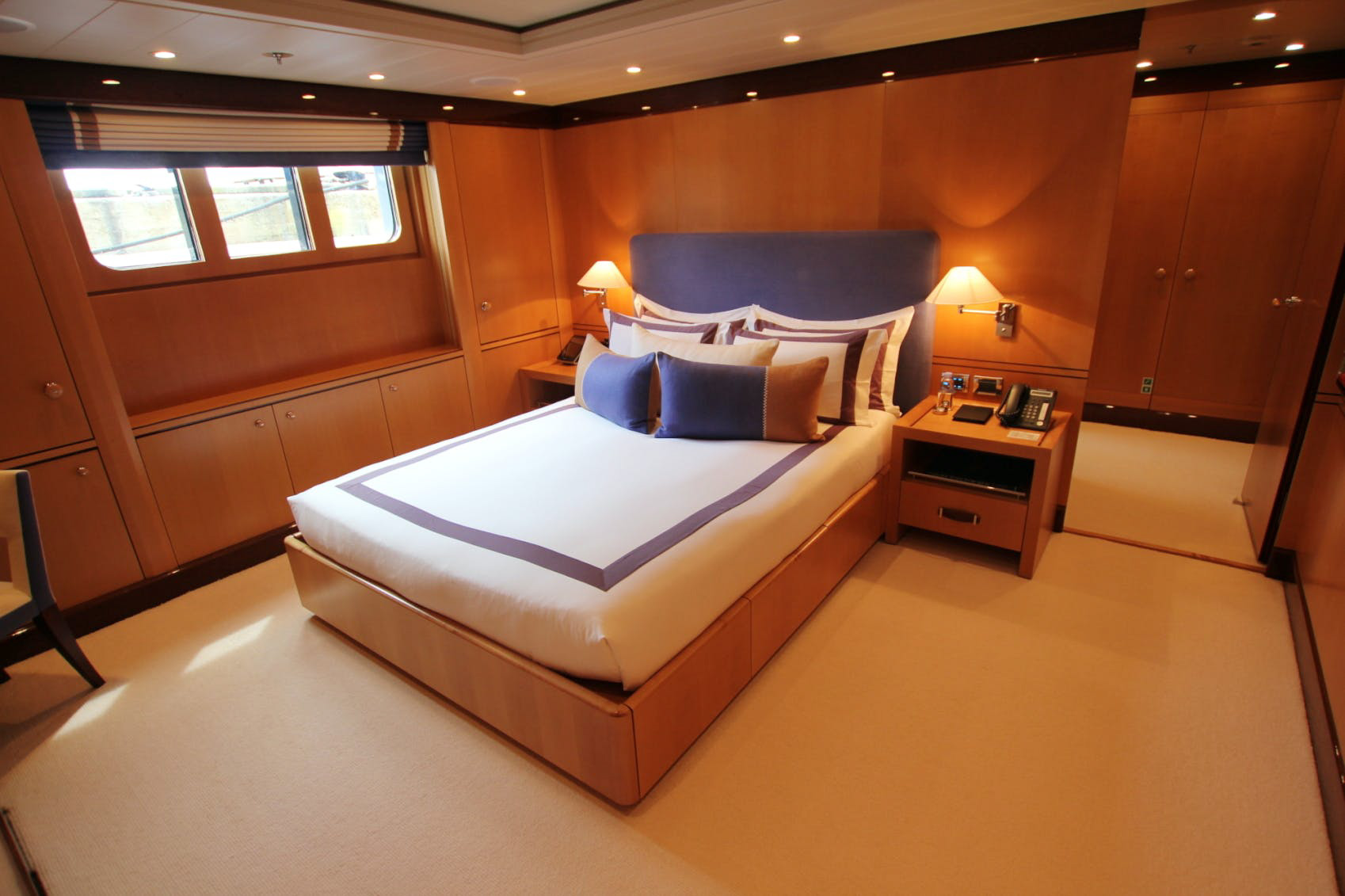 Interior - 18/26