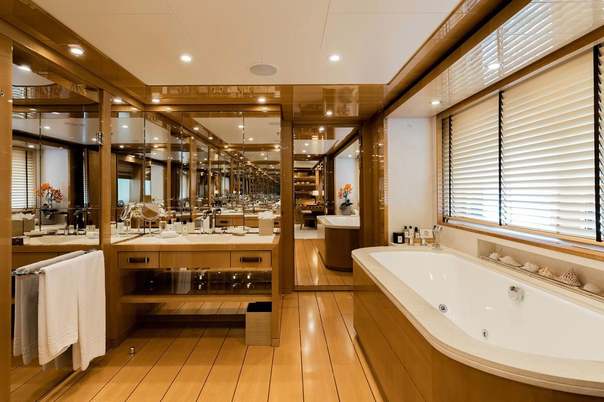 Interior - 24/26