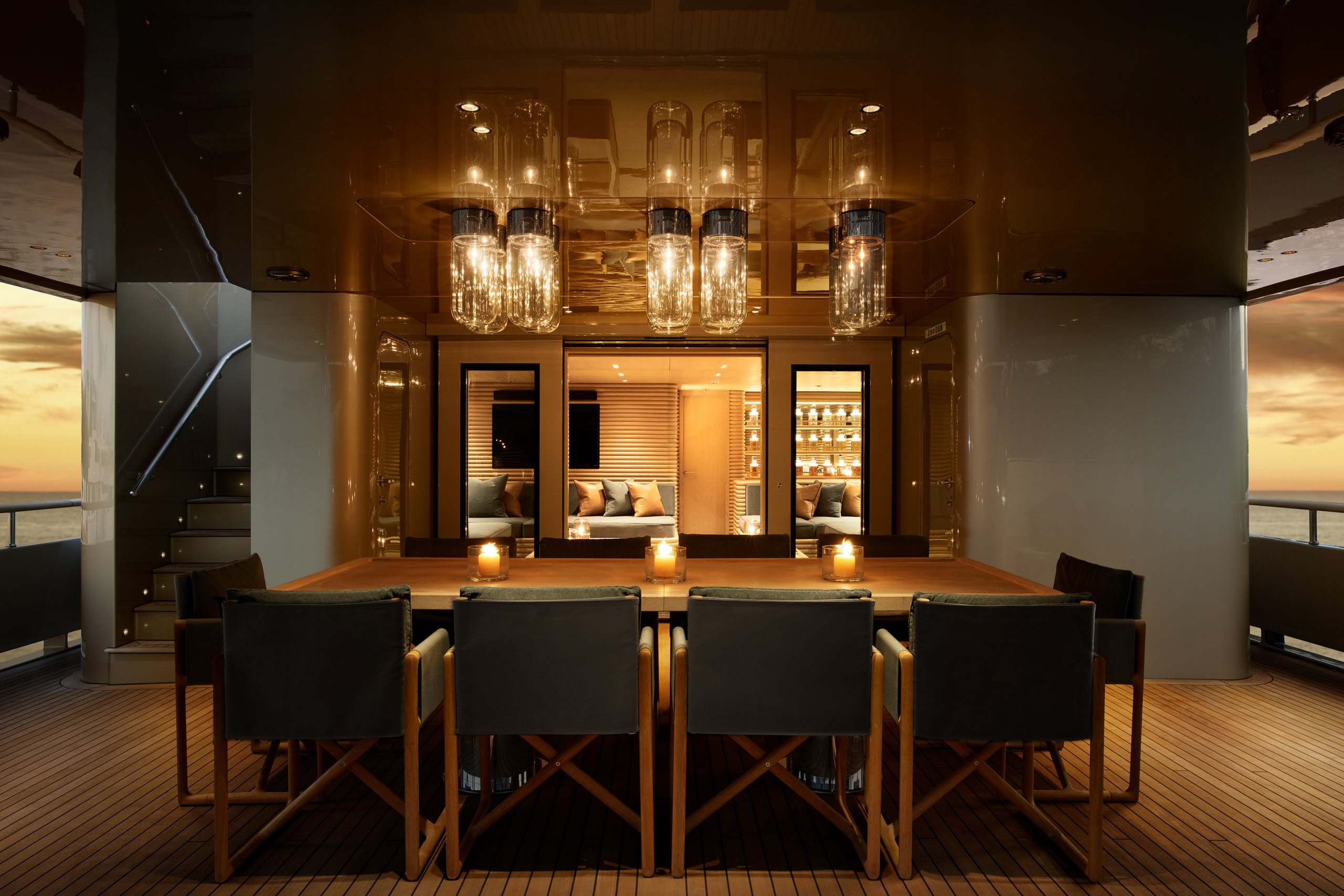 Interior - 4/14