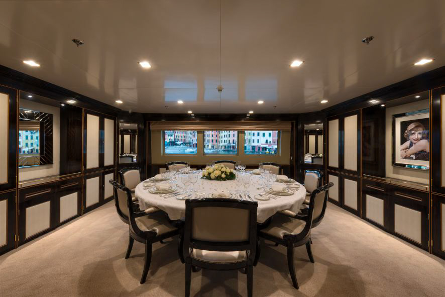 Interior - 4/23