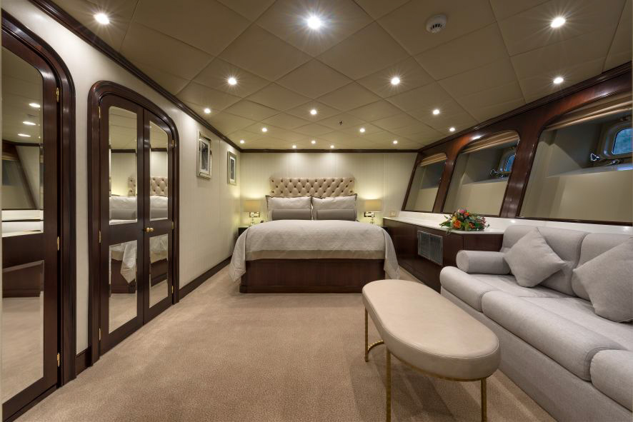 Interior - 19/23