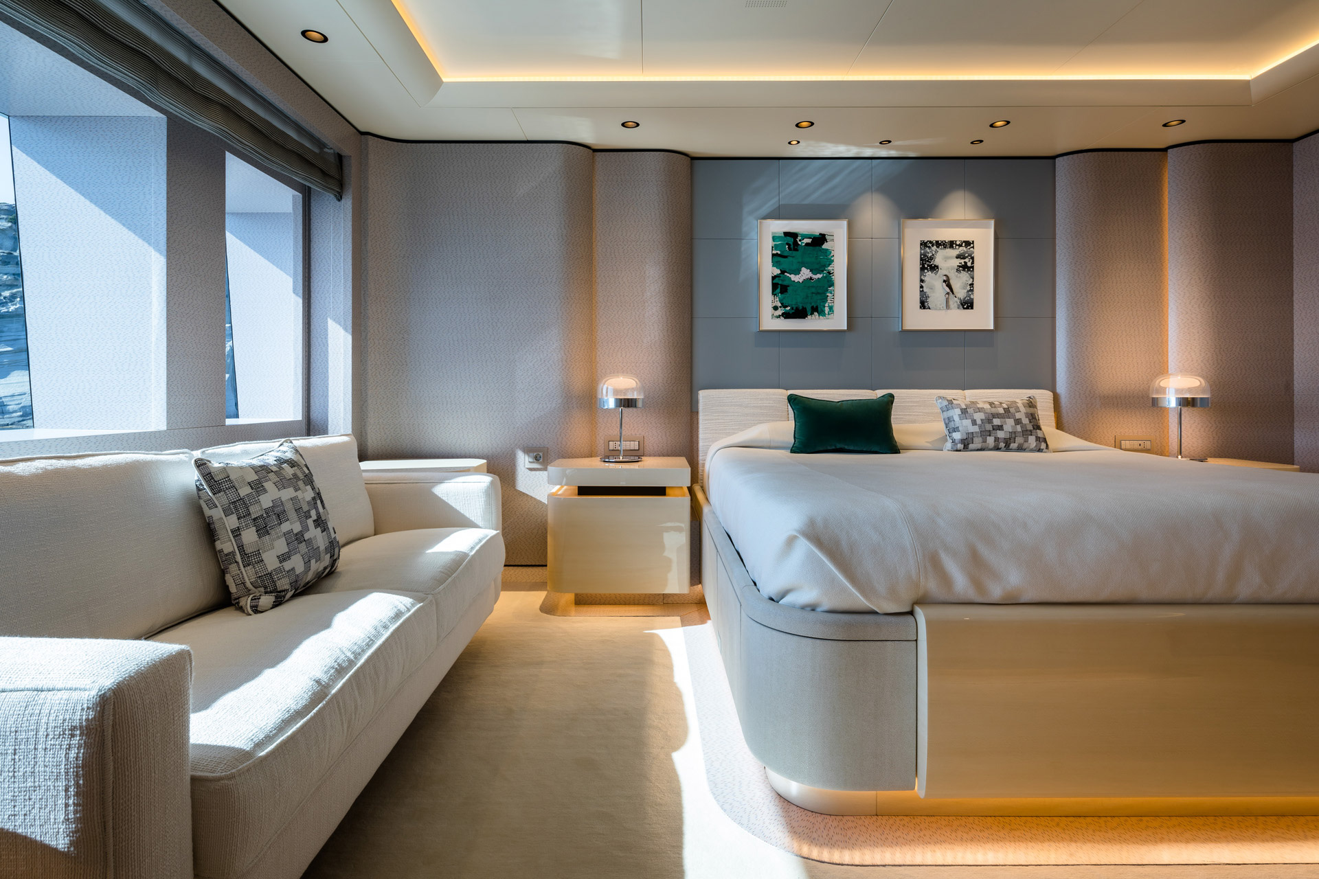Interior - 22/38