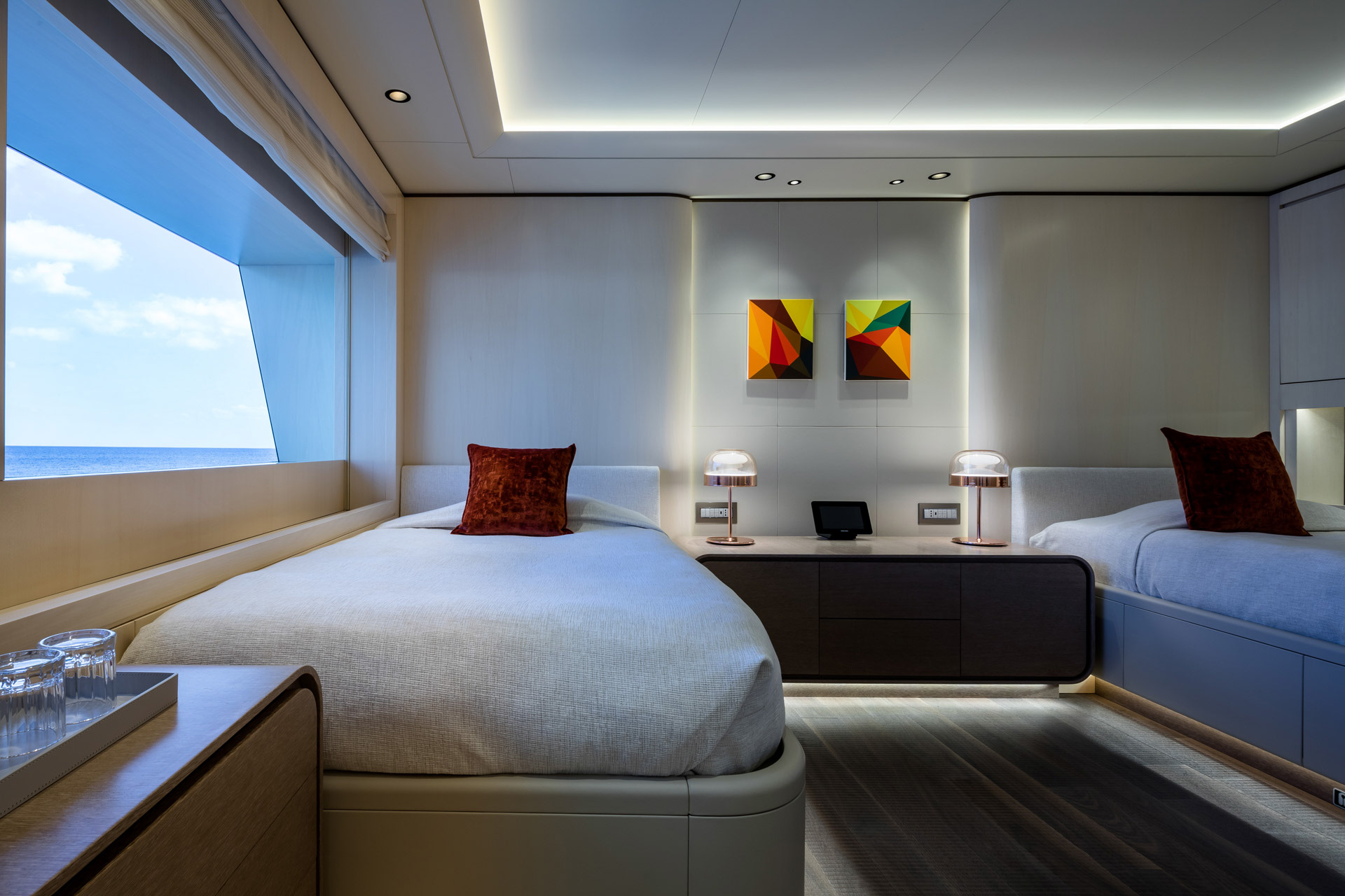 Interior - 25/38