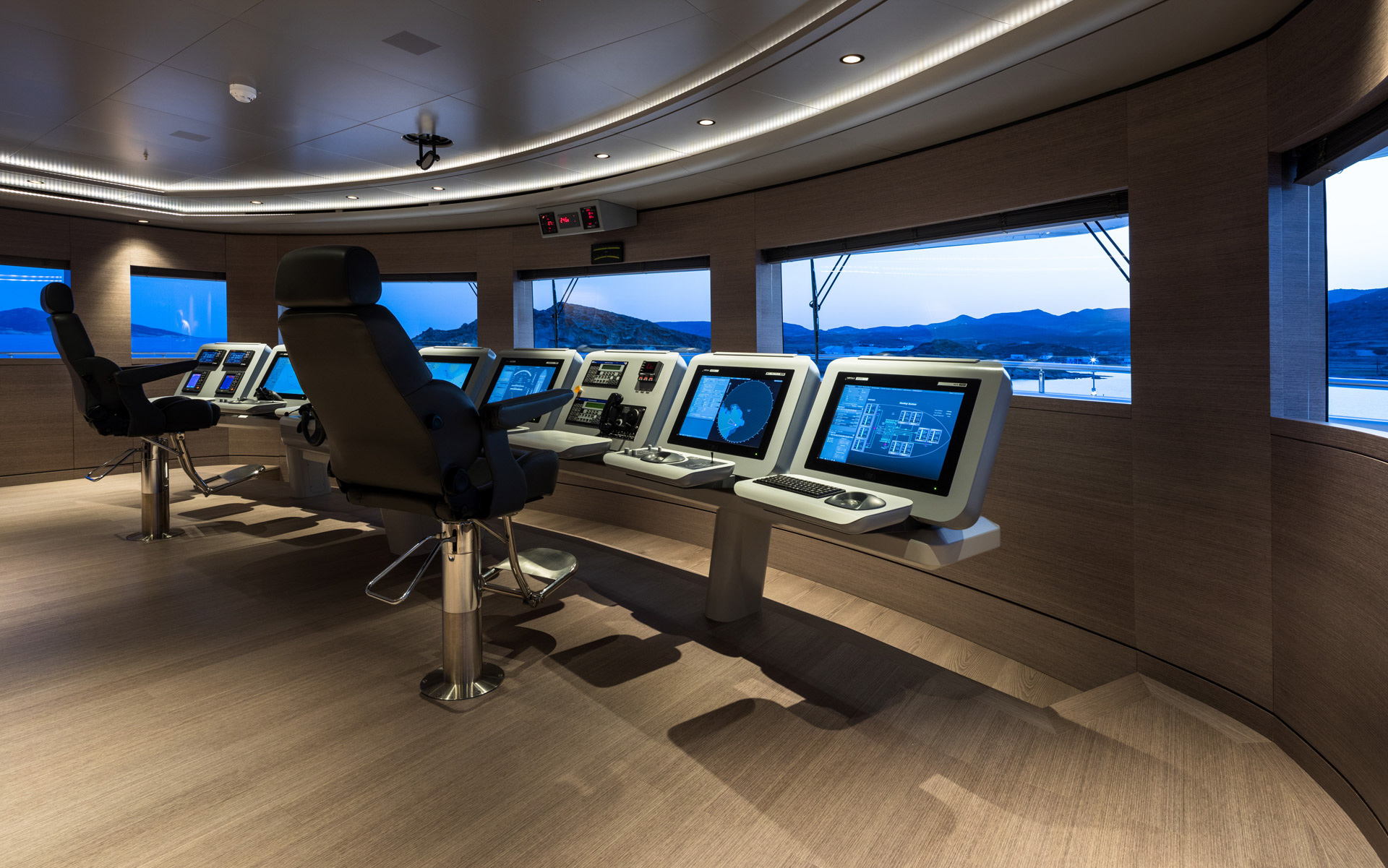 Interior - 36/38