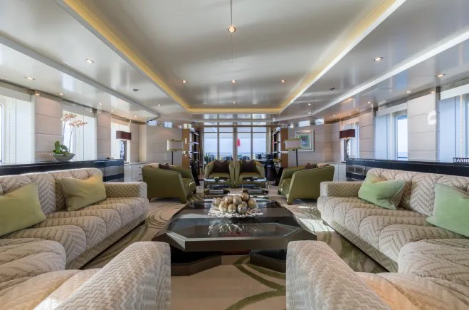Interior - 0/15