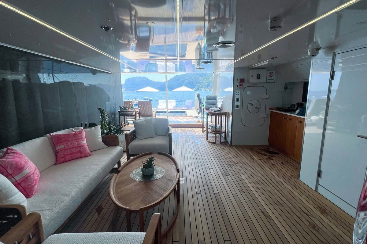 Interior - 7/15