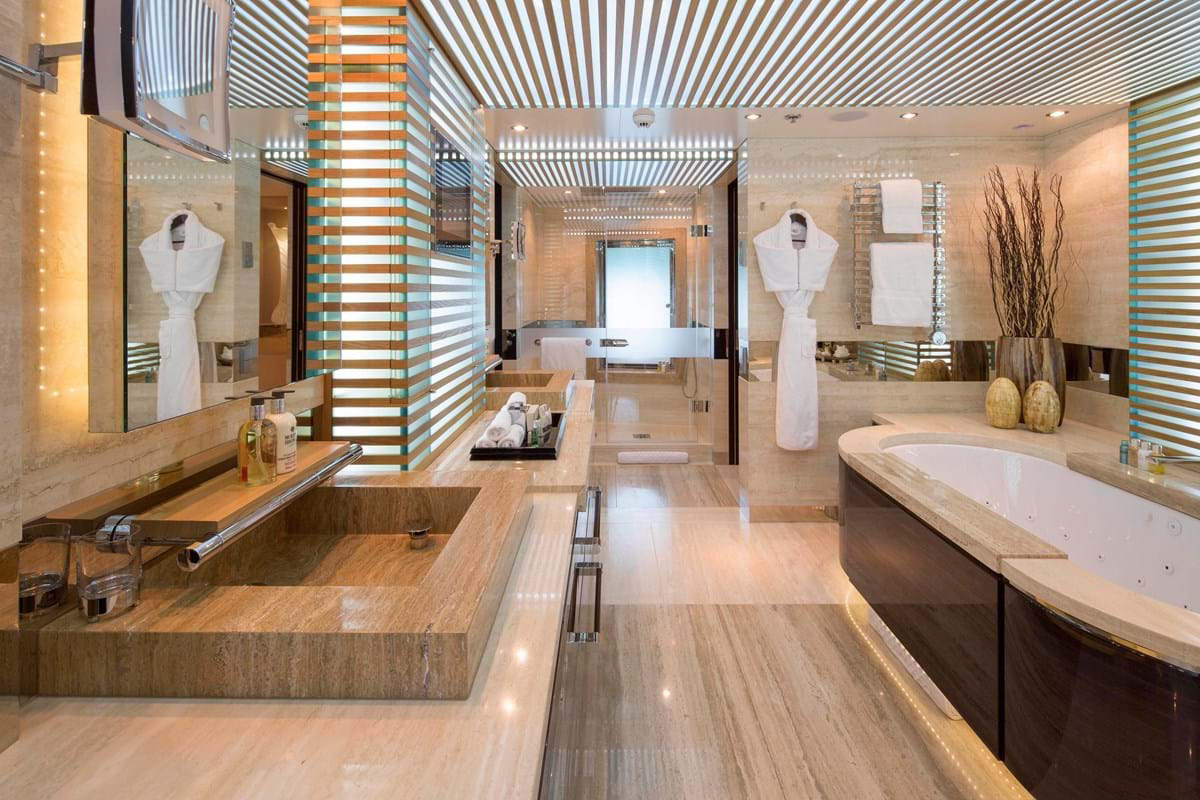 Interior - 13/15