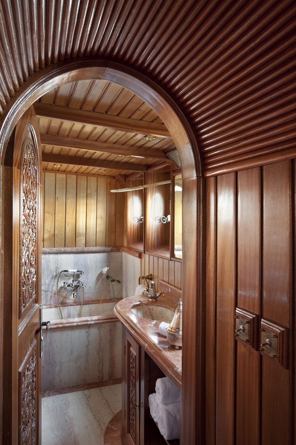 Interior - 19/29