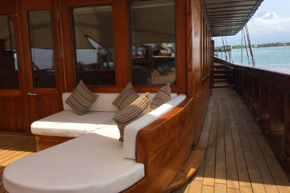 Exterior - 30/61