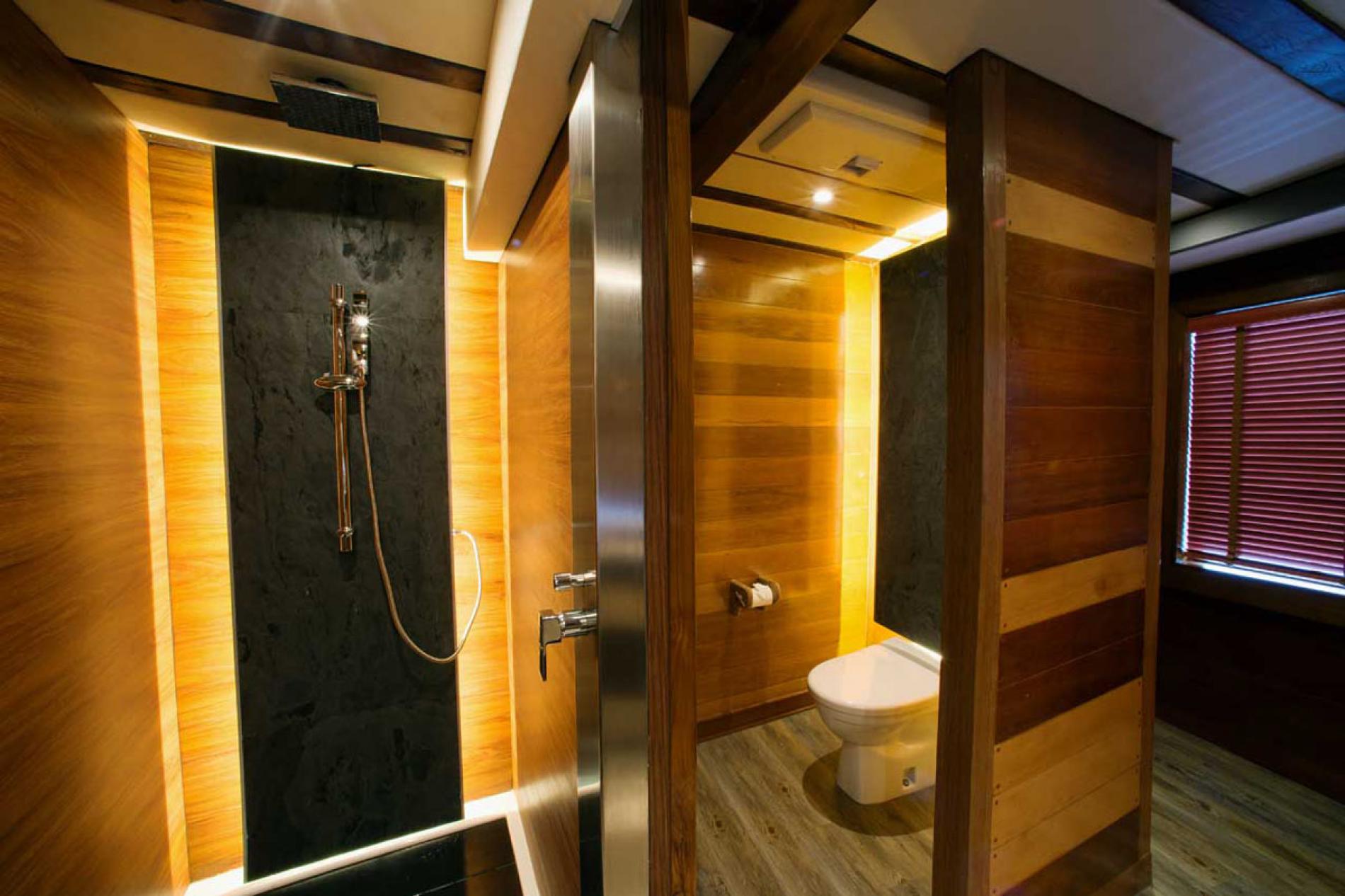 Interior - 23/39