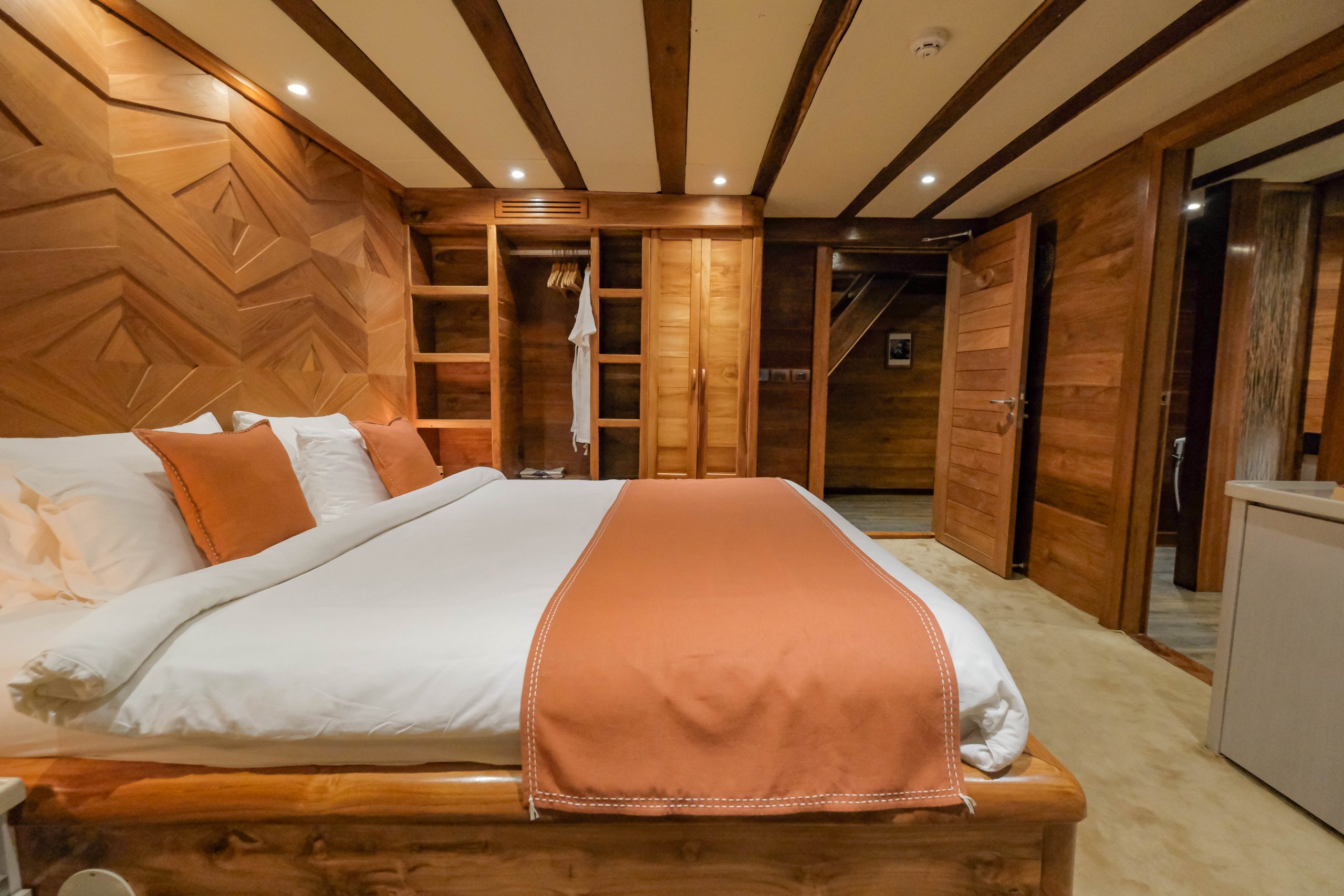 Interior - 29/39