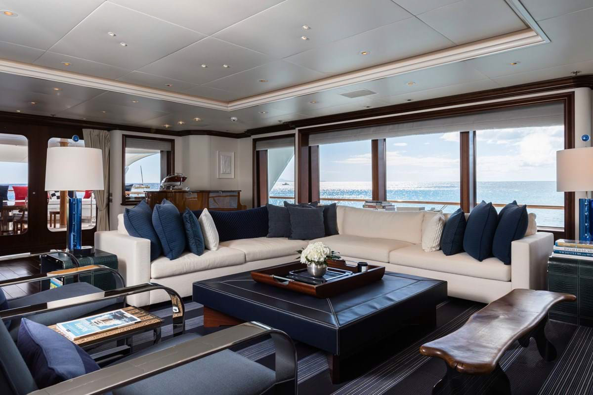 Interior - 0/14