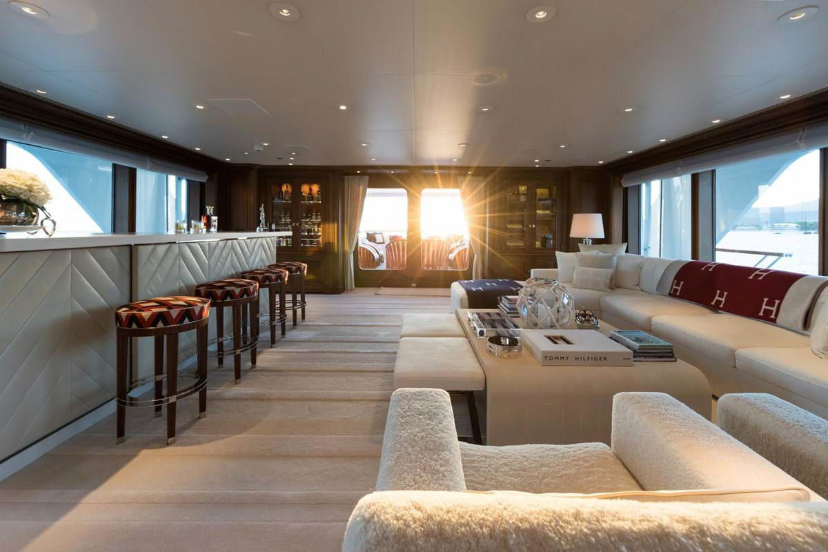 Interior - 2/14