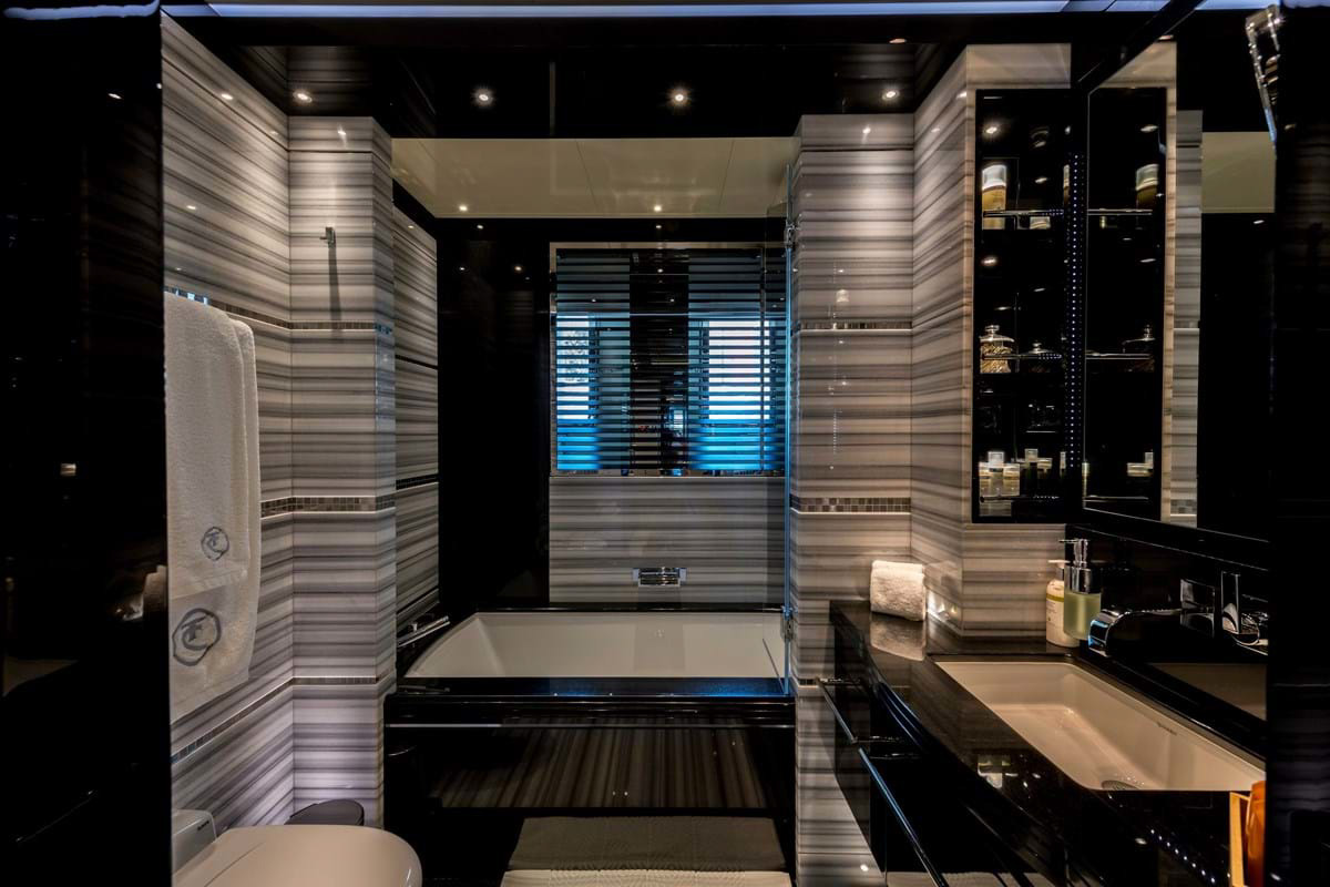 Interior - 26/30