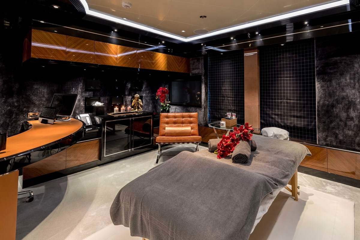 Interior - 27/30