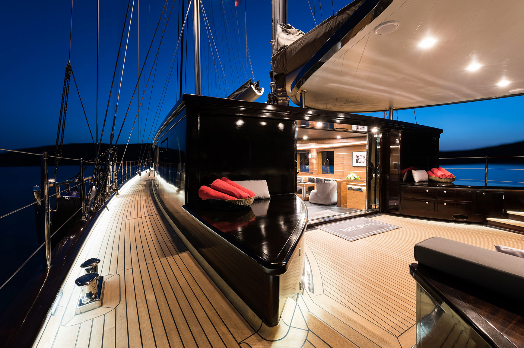 Exterior - 23/27