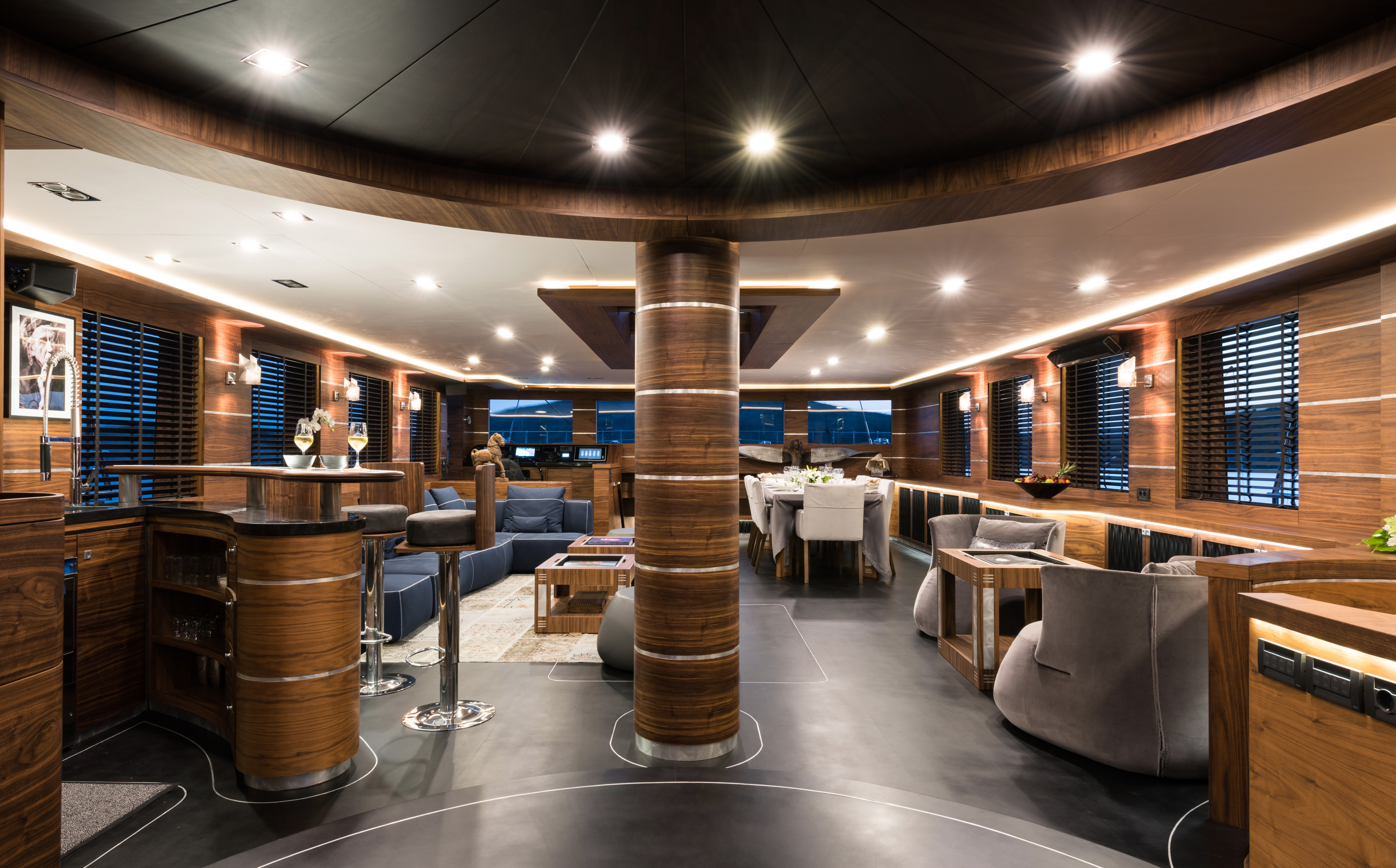Interior - 2/20