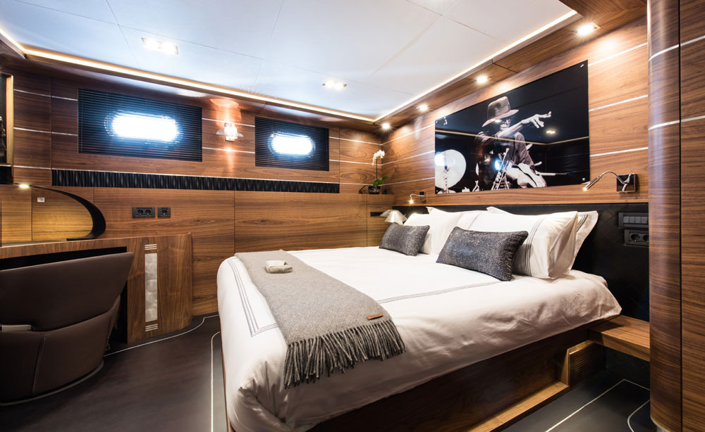 Interior - 12/20