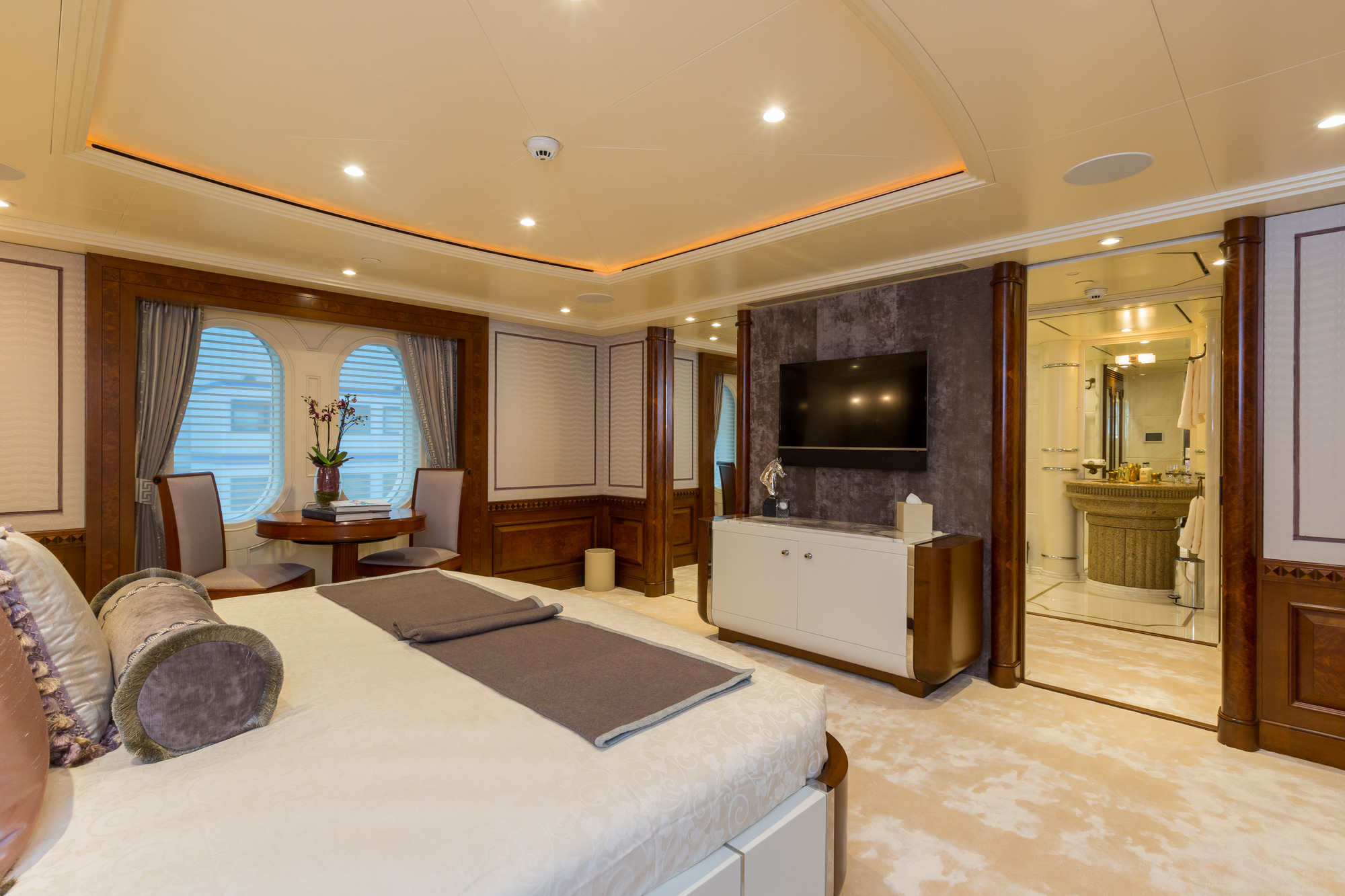 Interior - 26/63