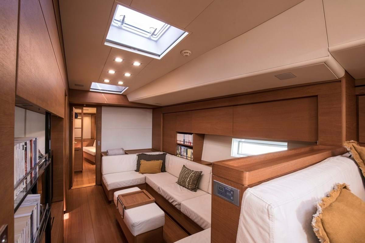 Interior - 3/12