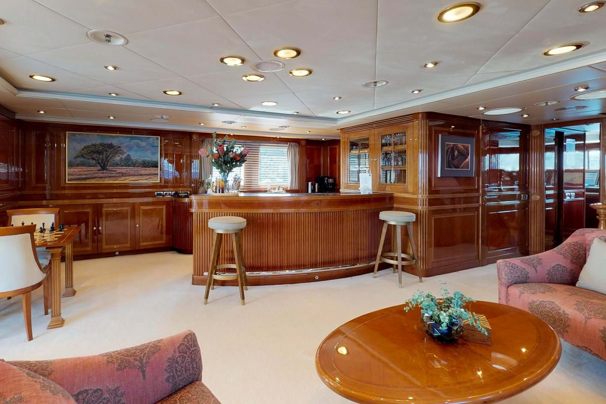 Interior - 5/24