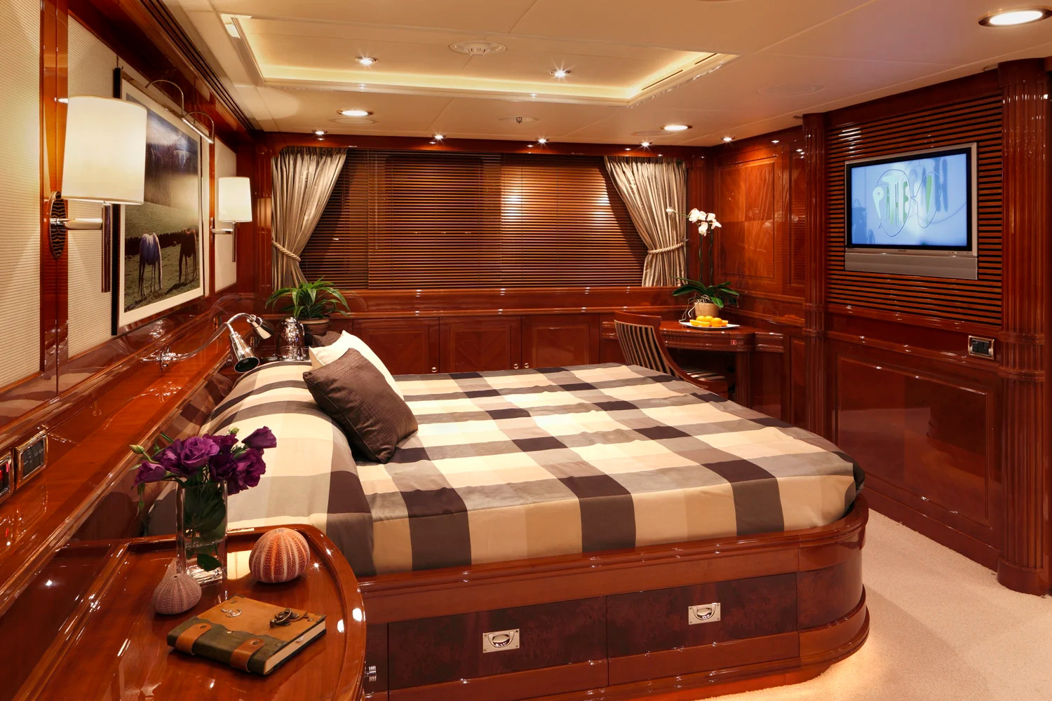 Interior - 15/24