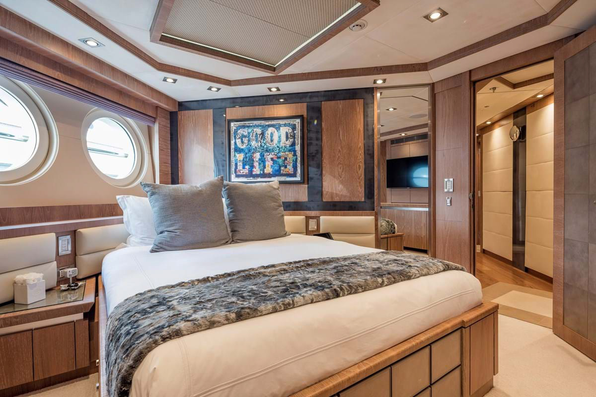 Interior - 18/26