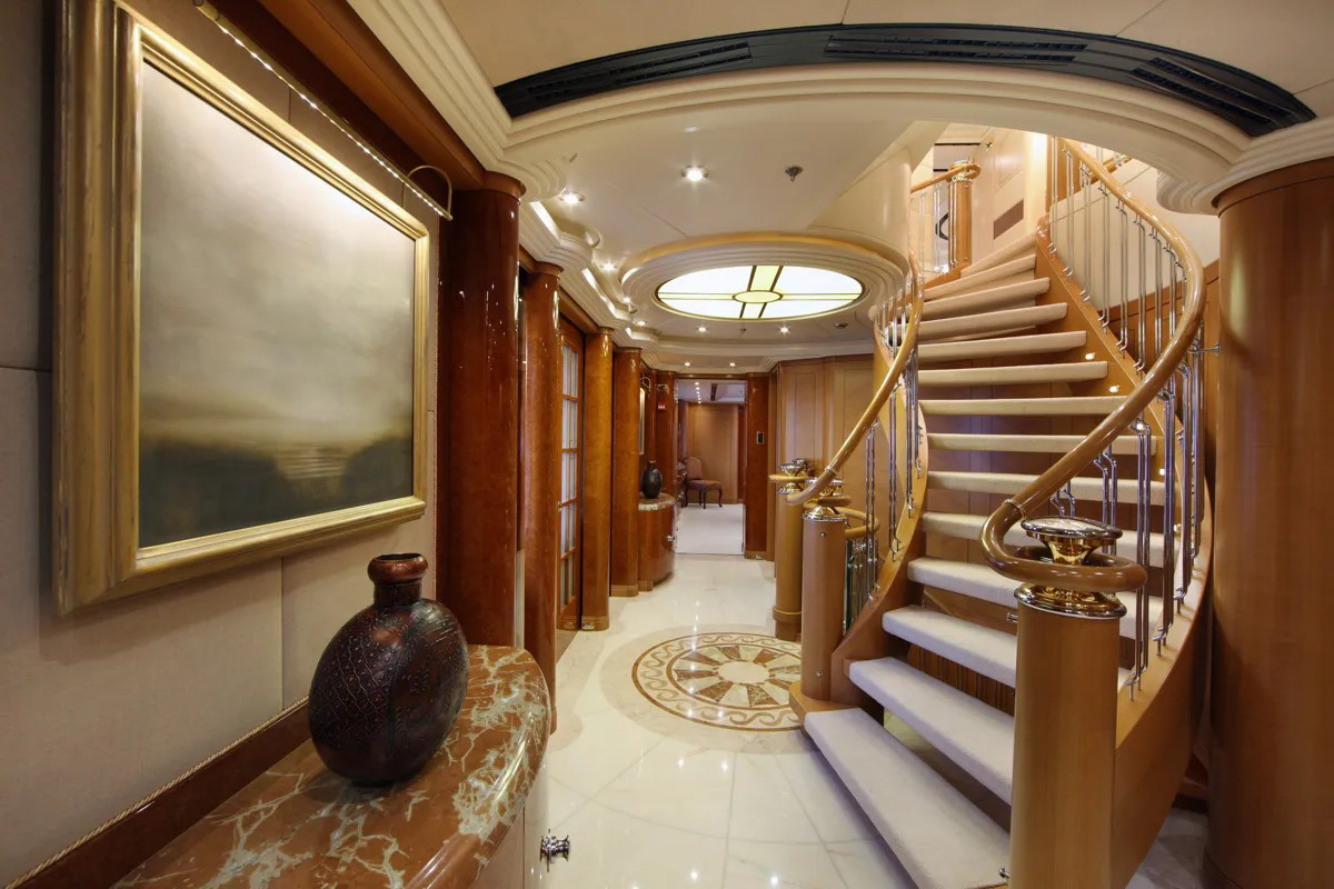 Interior - 5/11