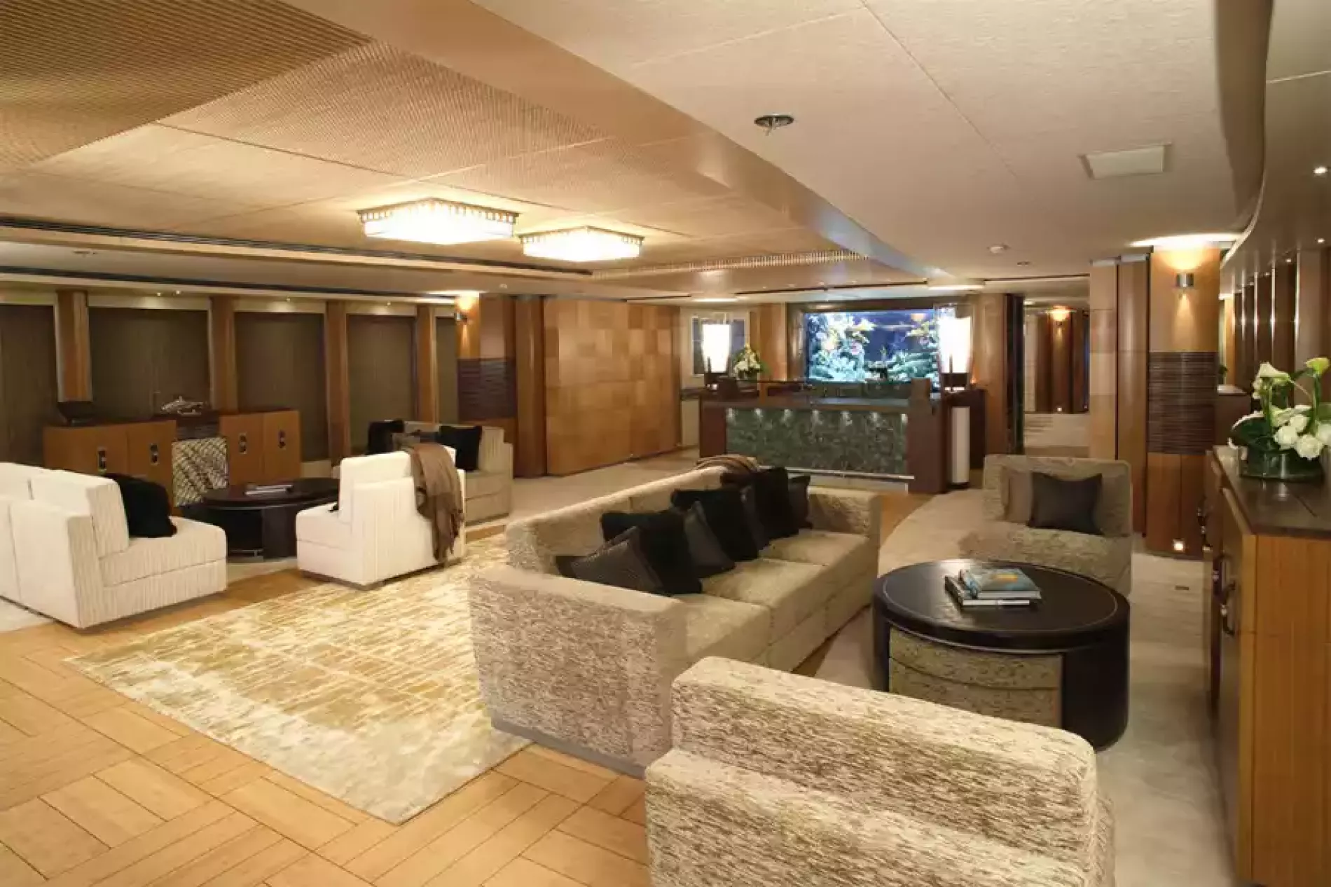 Interior - 4/22