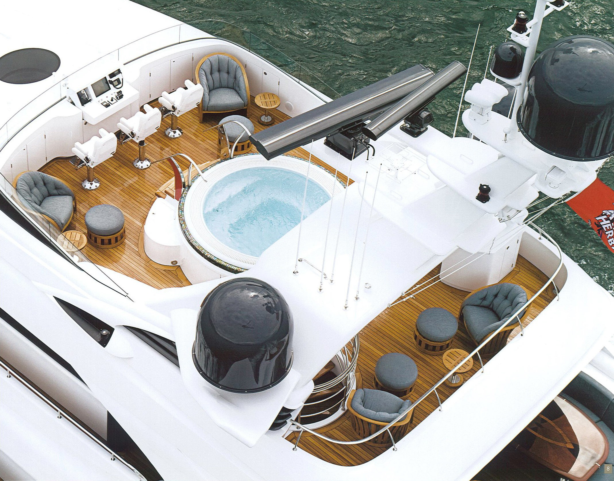 Exterior - 17/43
