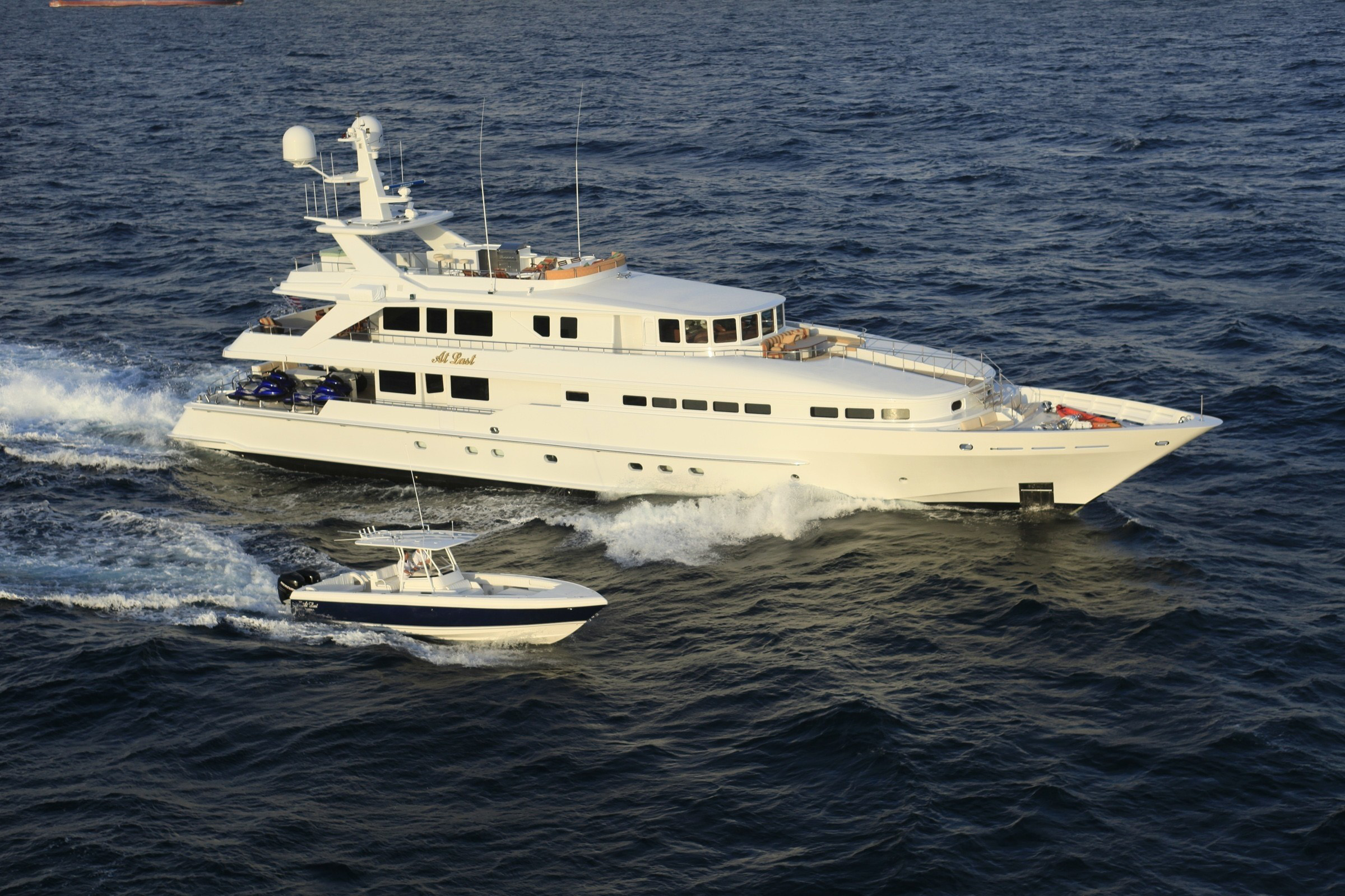 Exterior - 13/48
