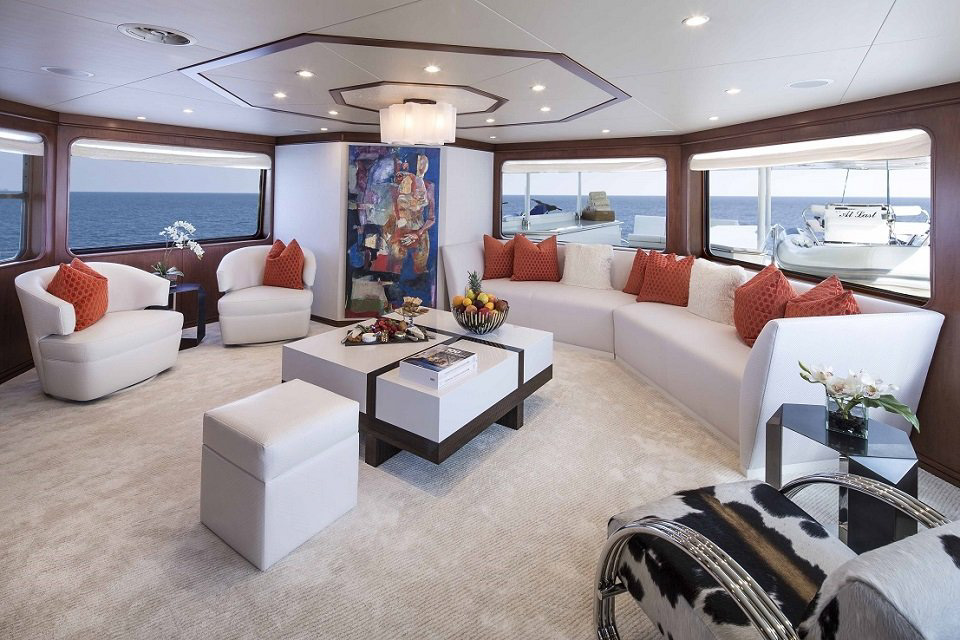 Interior - 4/55
