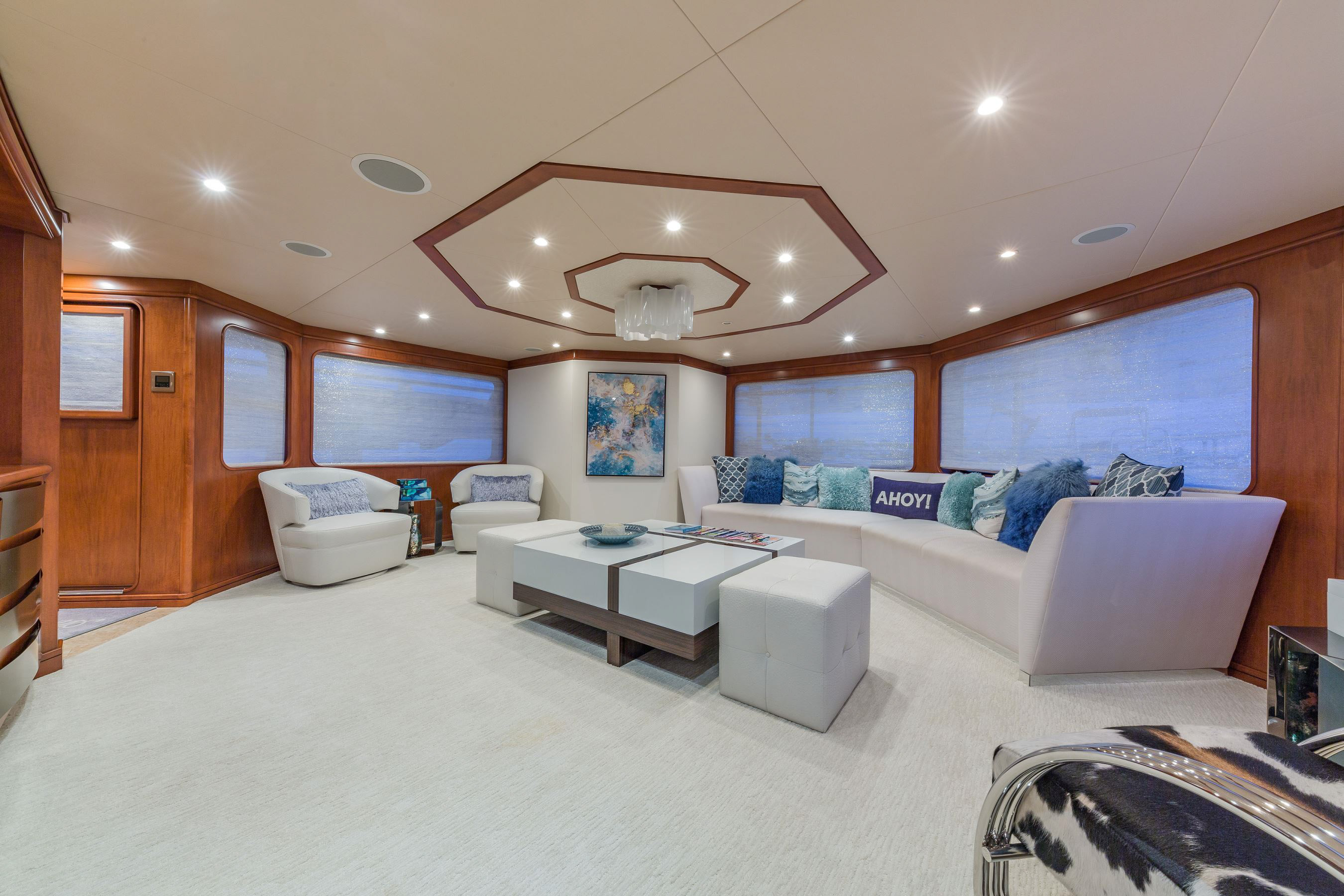 Interior - 5/55