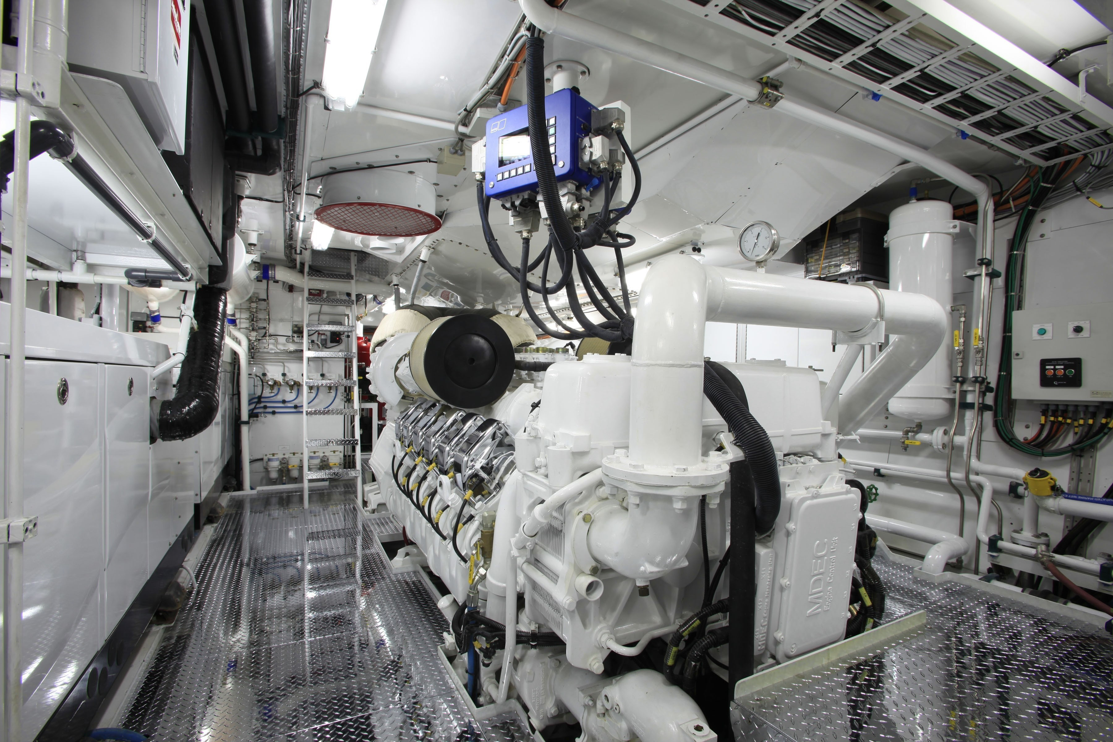 Interior - 54/55