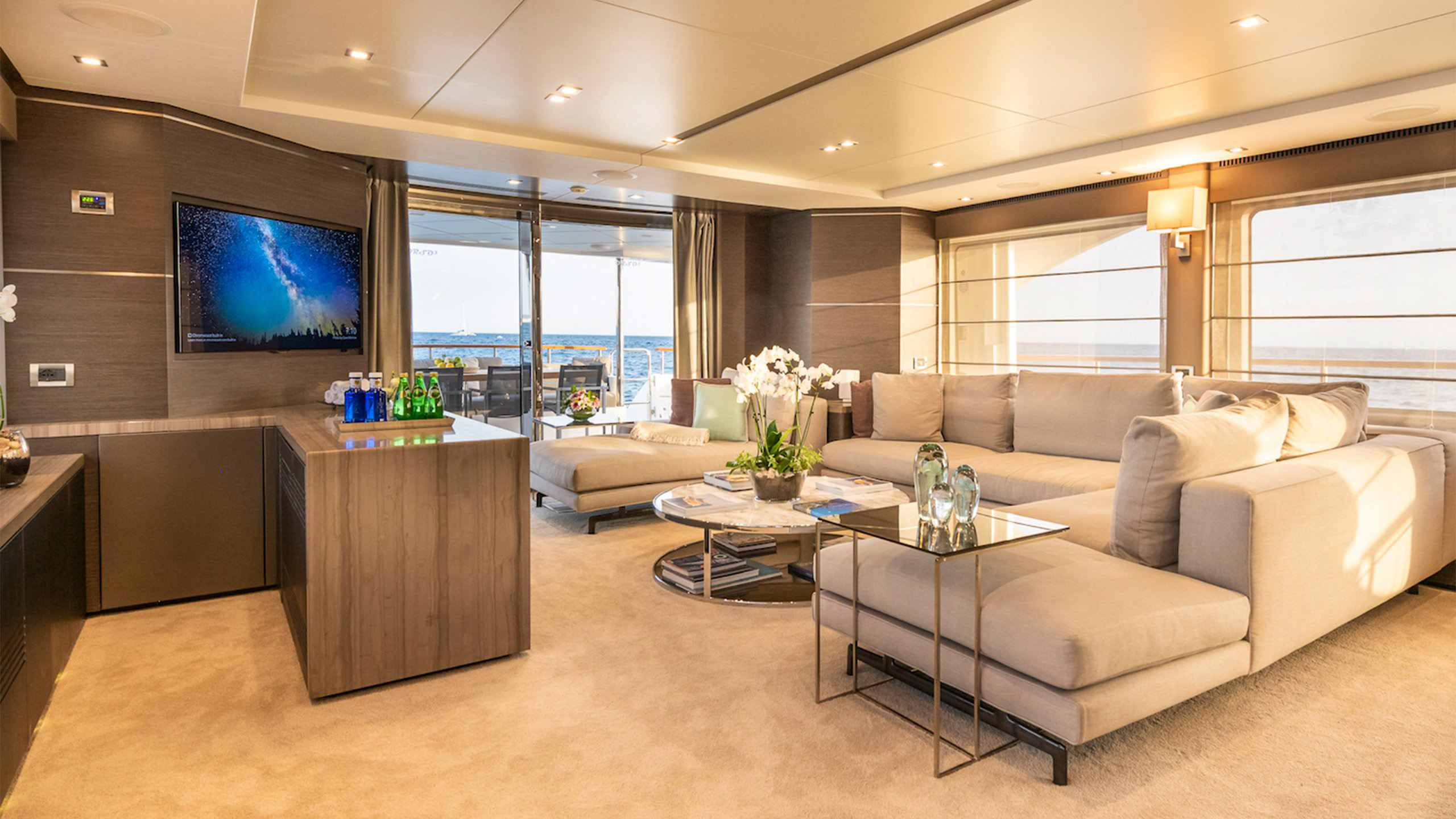 Interior - 0/12