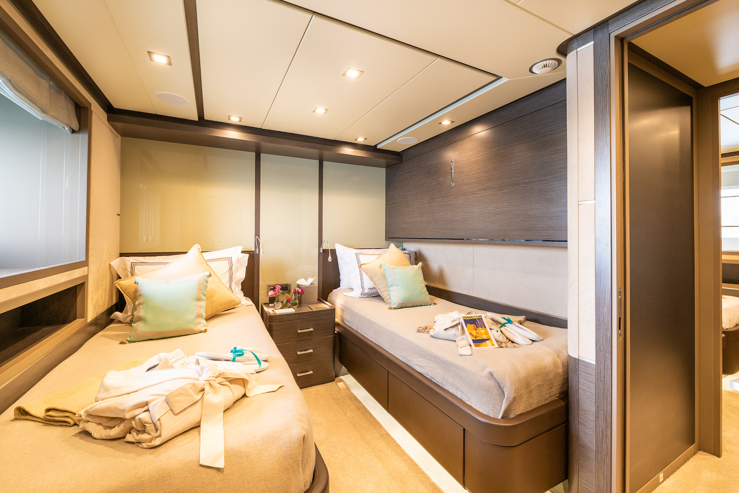 Interior - 9/12
