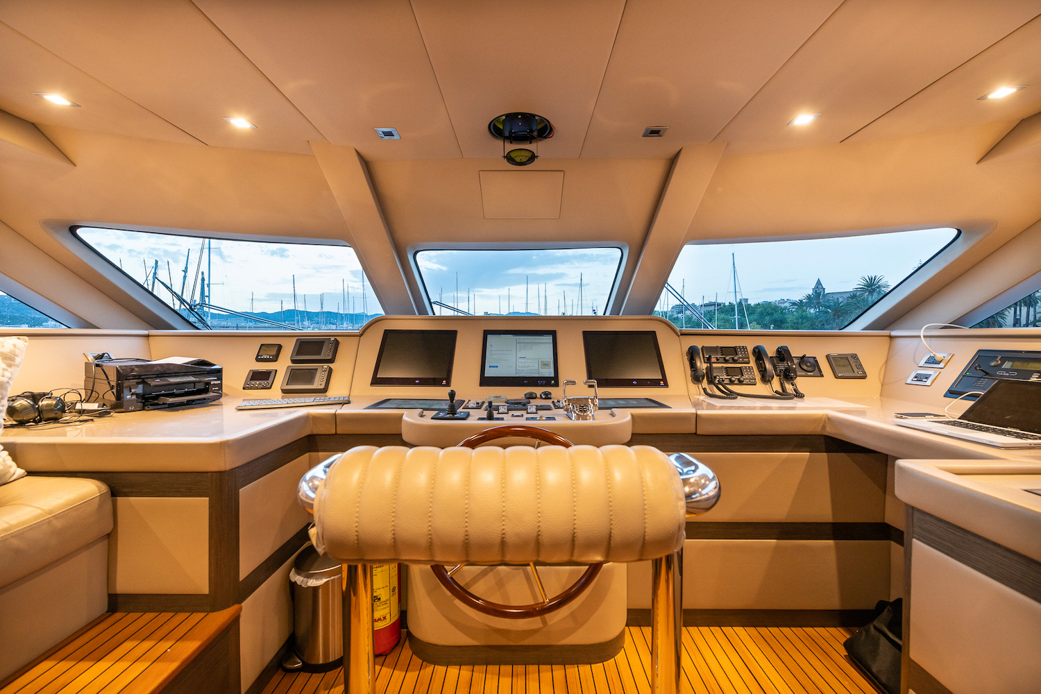 Interior - 11/12
