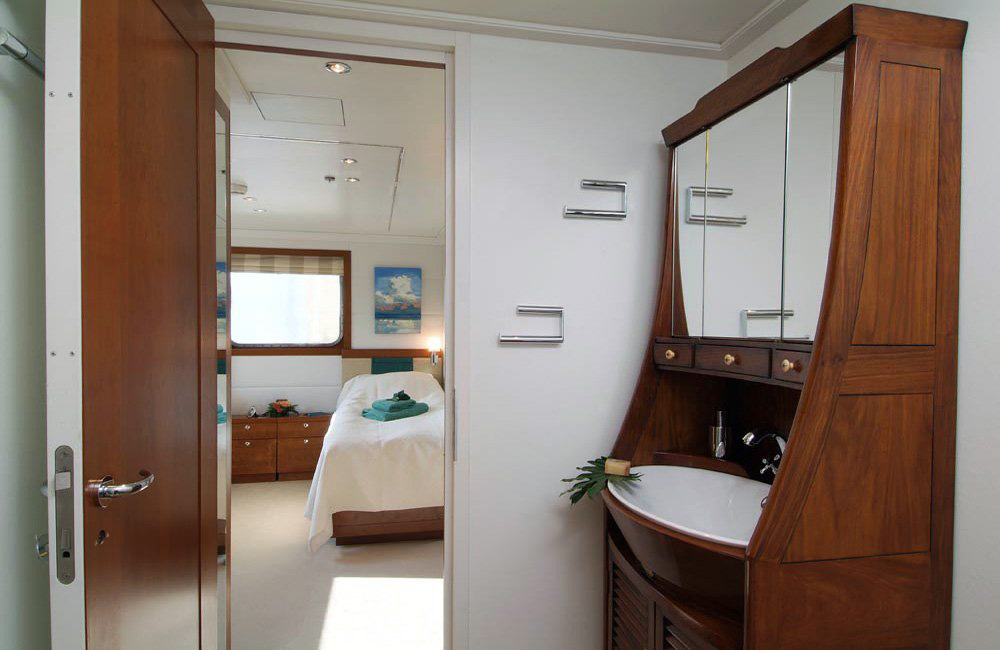 Interior - 8/11